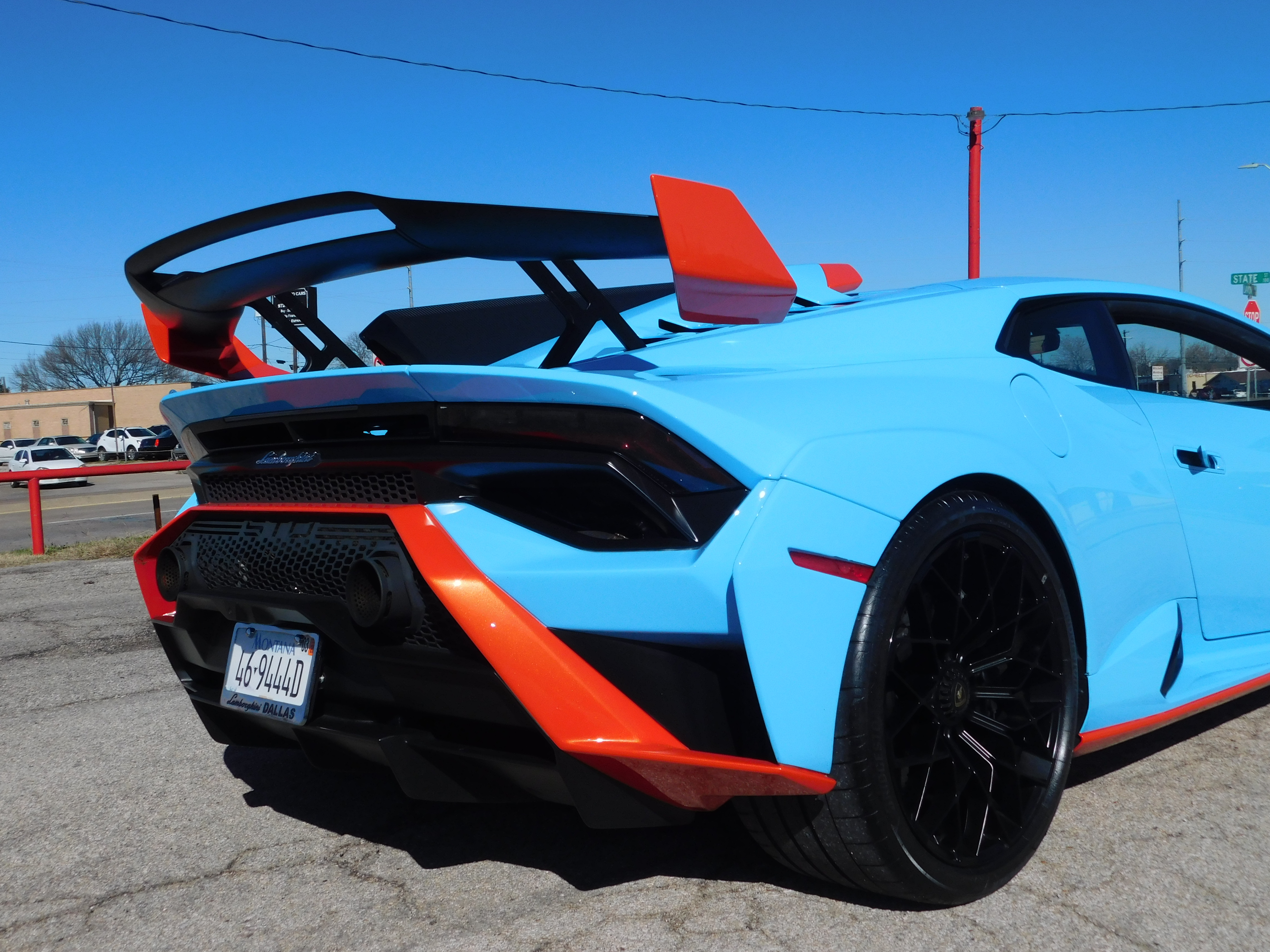 2024 Lamborghini Huracan STO Coupe - Blue exterior view 15