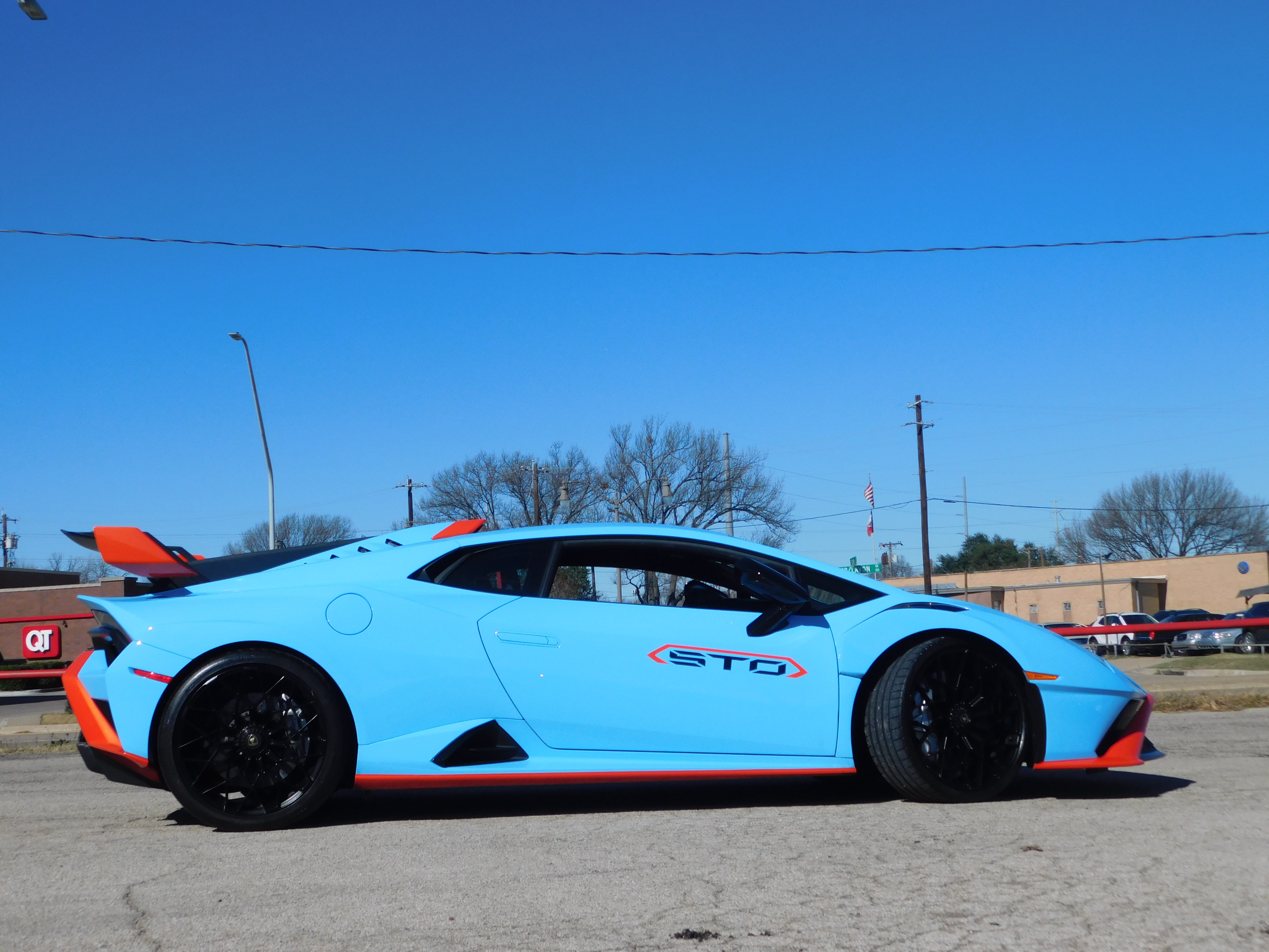 2024 Lamborghini Huracan STO Coupe - Blue exterior view 13