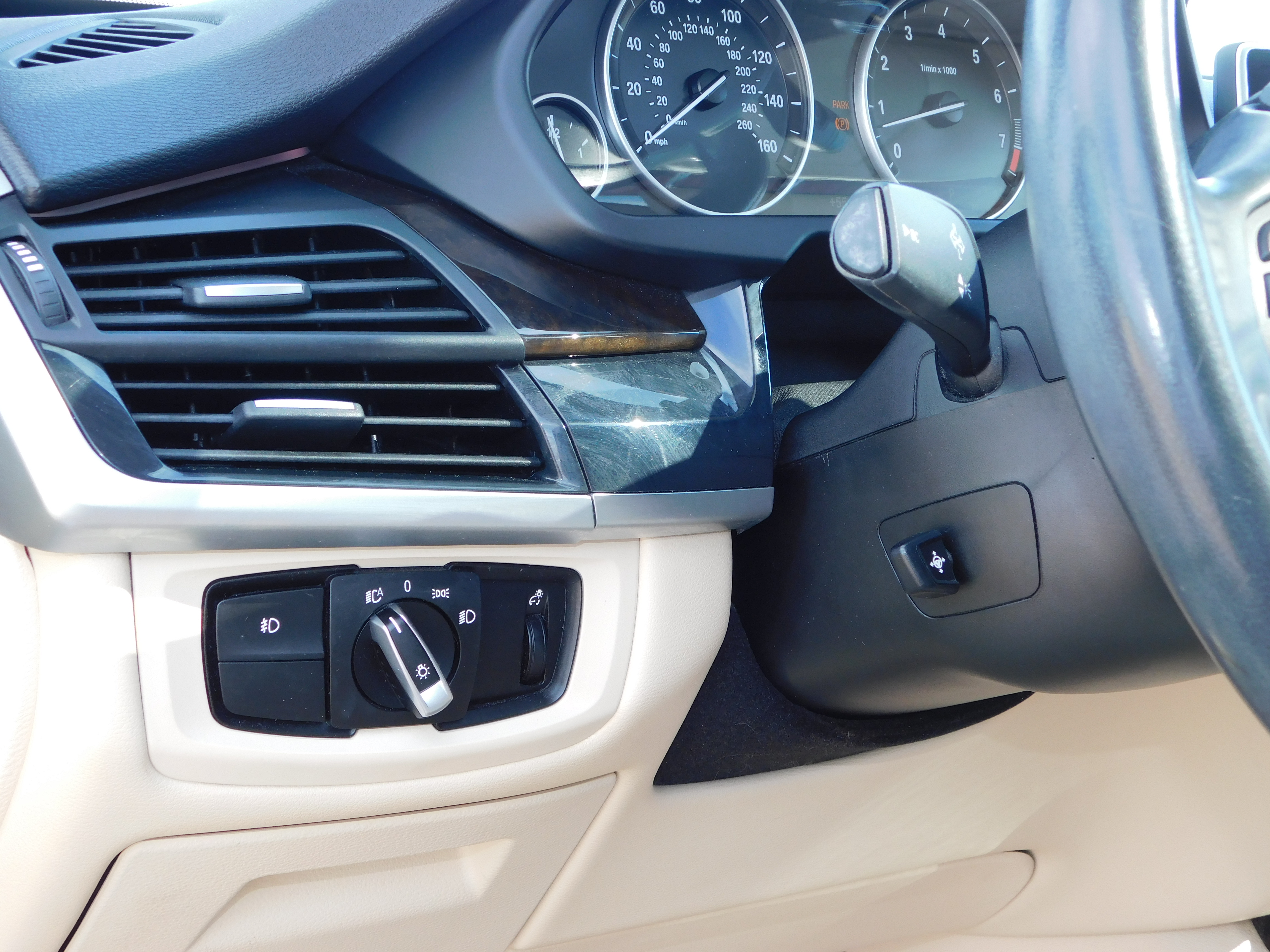 2015 BMW X5 RWD 4dr sDrive35i - Silver exterior view 15