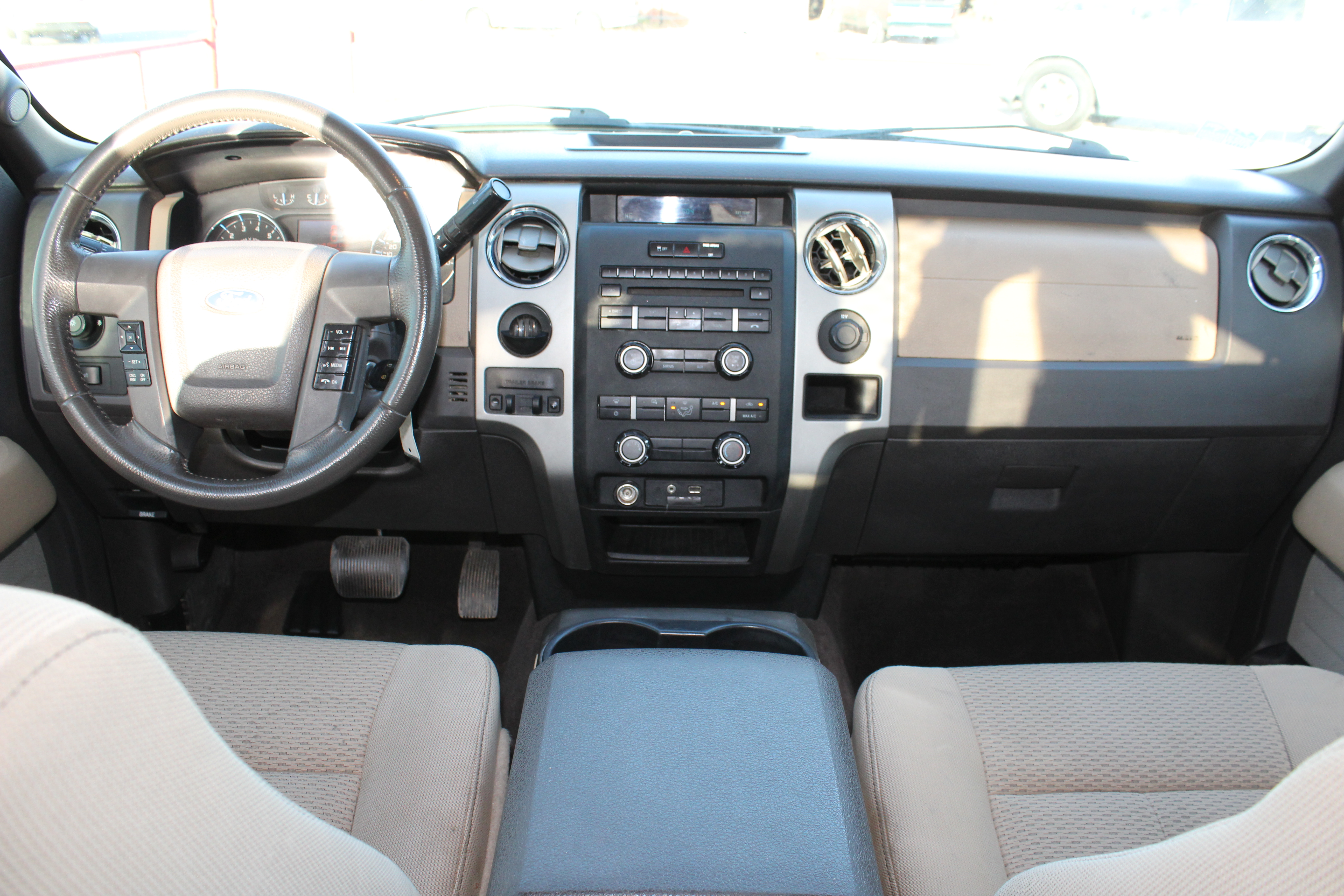 2012 Ford F-150 2WD SuperCab 145 XLT - Blue exterior view 20
