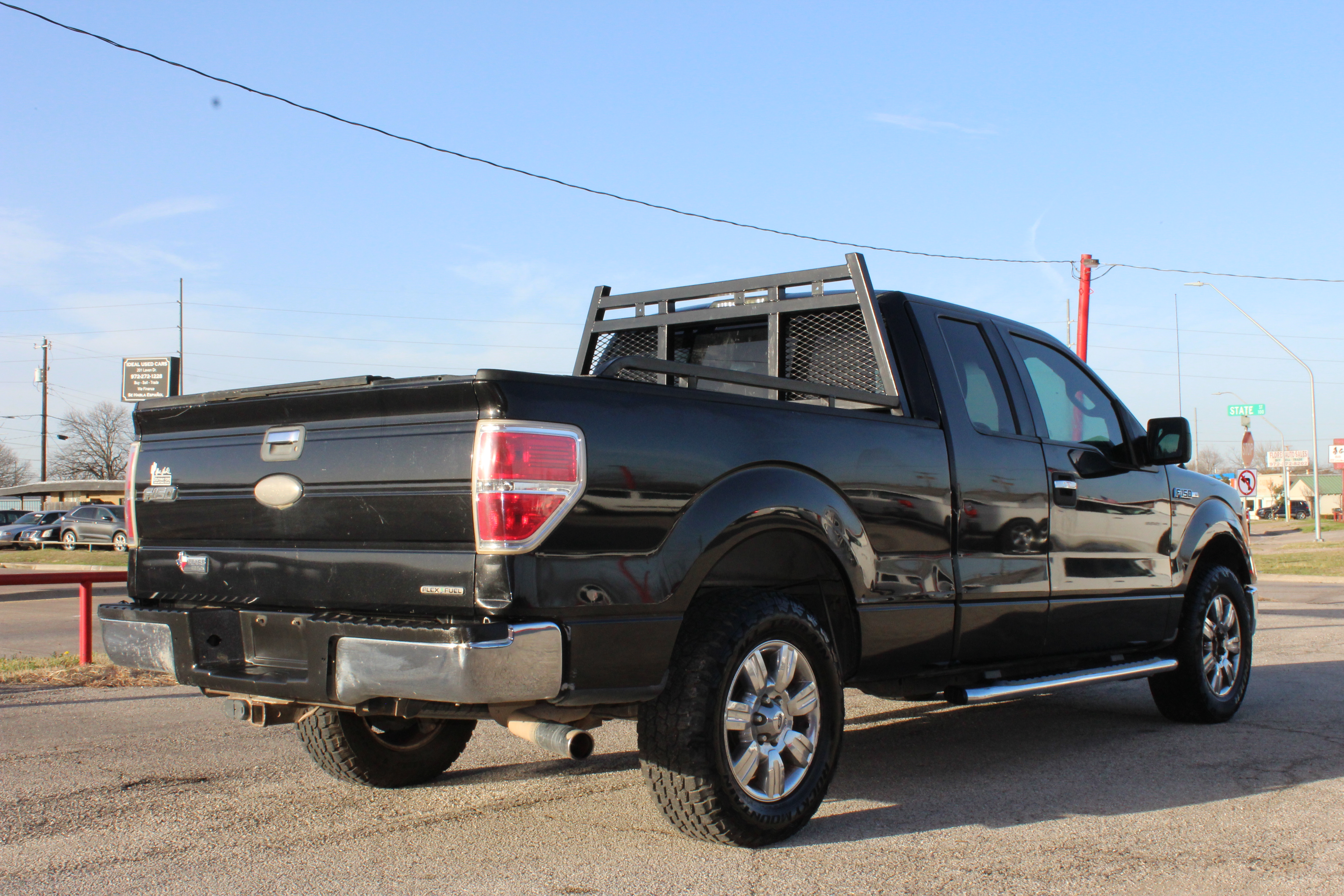 2012 Ford F-150 2WD SuperCab 145 XLT - Blue exterior view 10