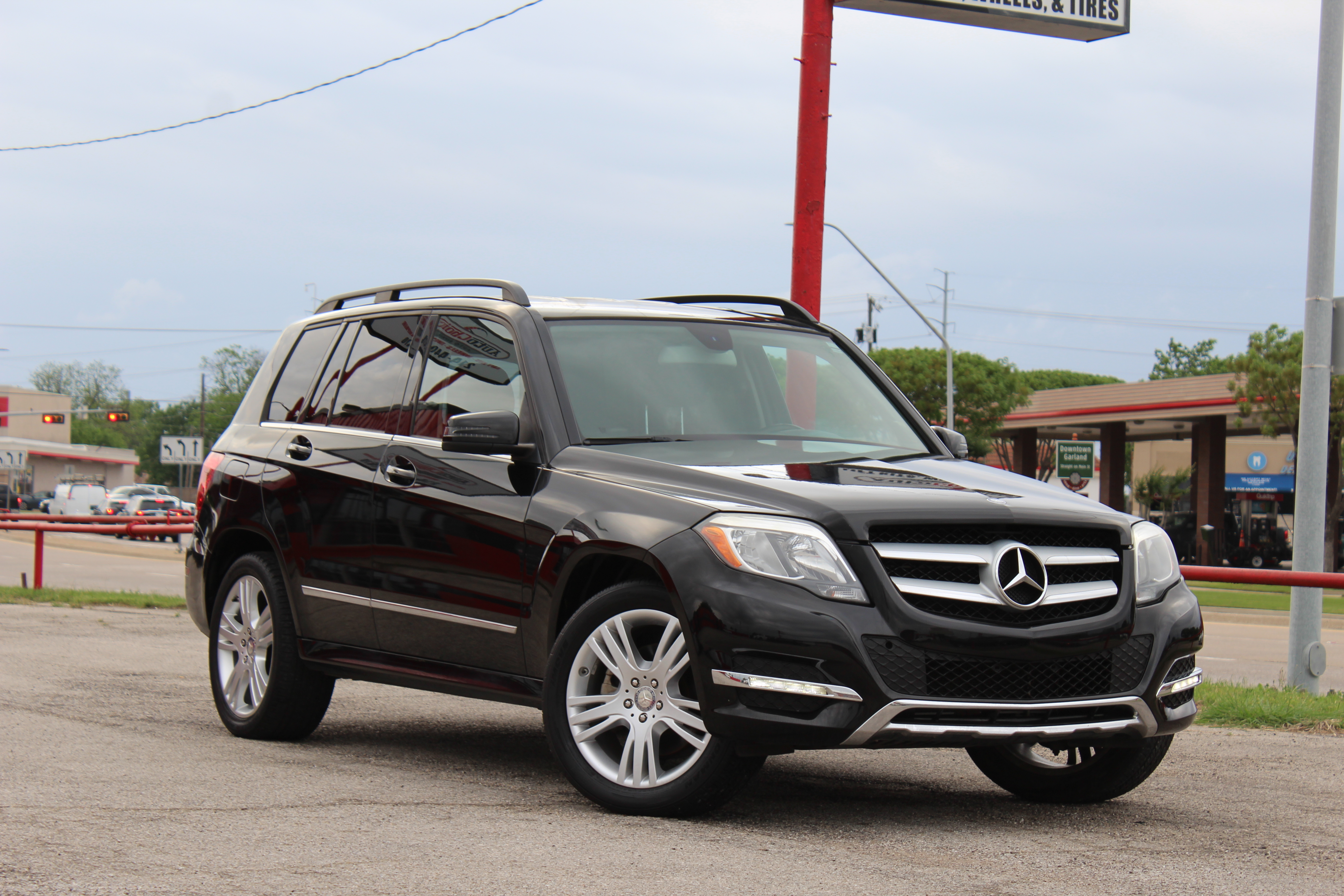 2015 Mercedes-Benz GLK 350 RWD 4dr GLK 350 - Black exterior view 2