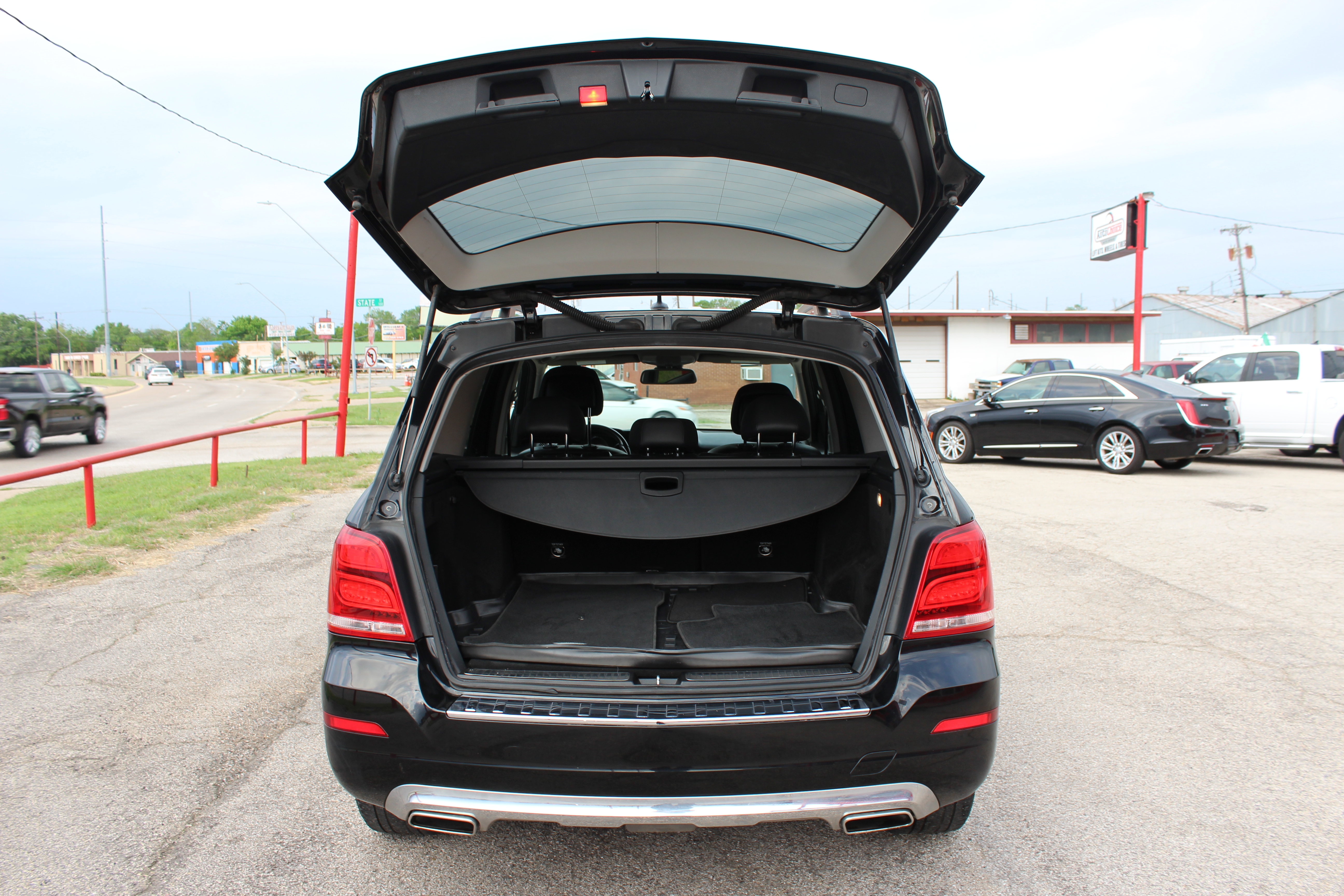 2015 Mercedes-Benz GLK 350 RWD 4dr GLK 350 - Black exterior view 19