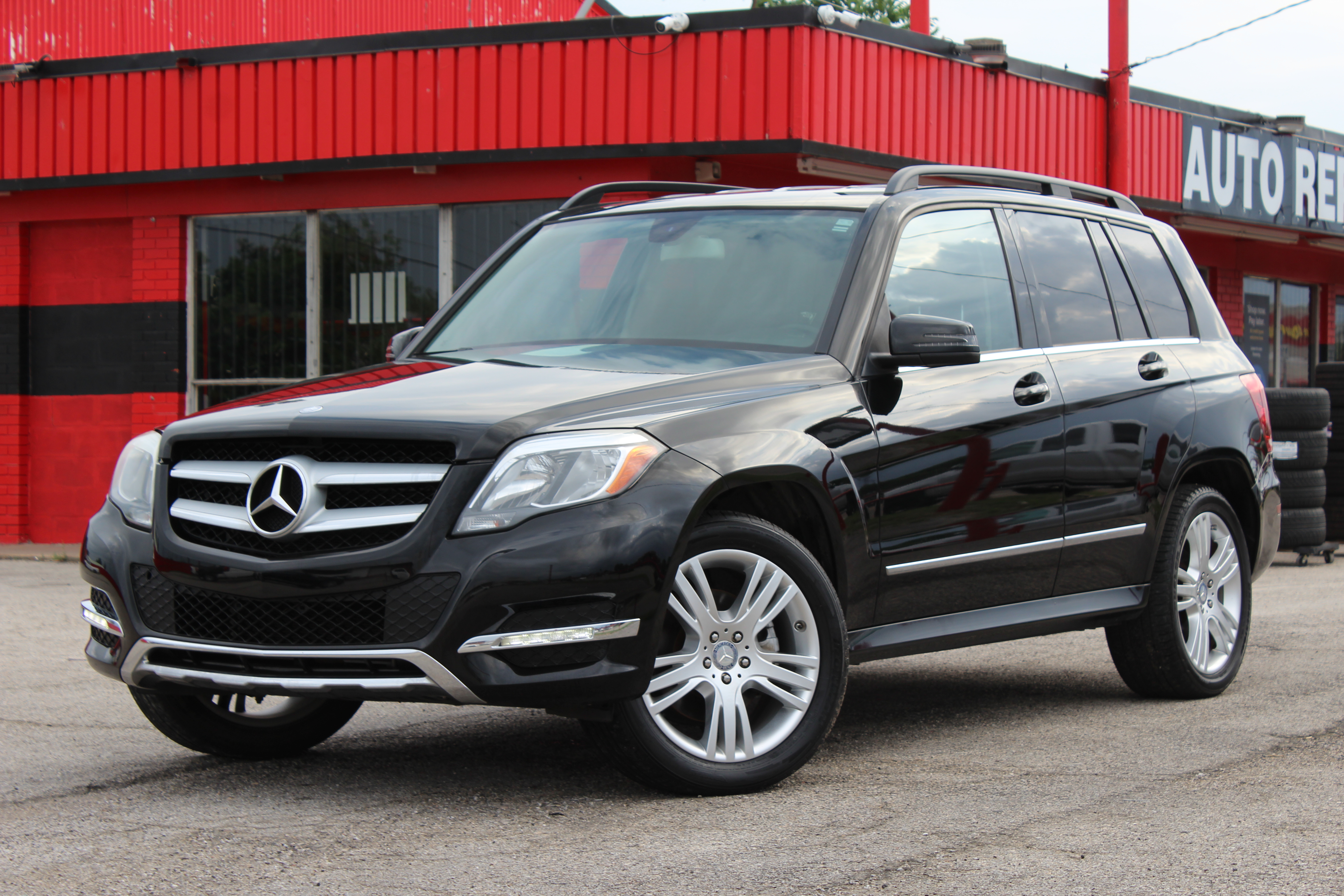 2015 Mercedes-Benz GLK 350 RWD 4dr GLK 350 - Black exterior view 6