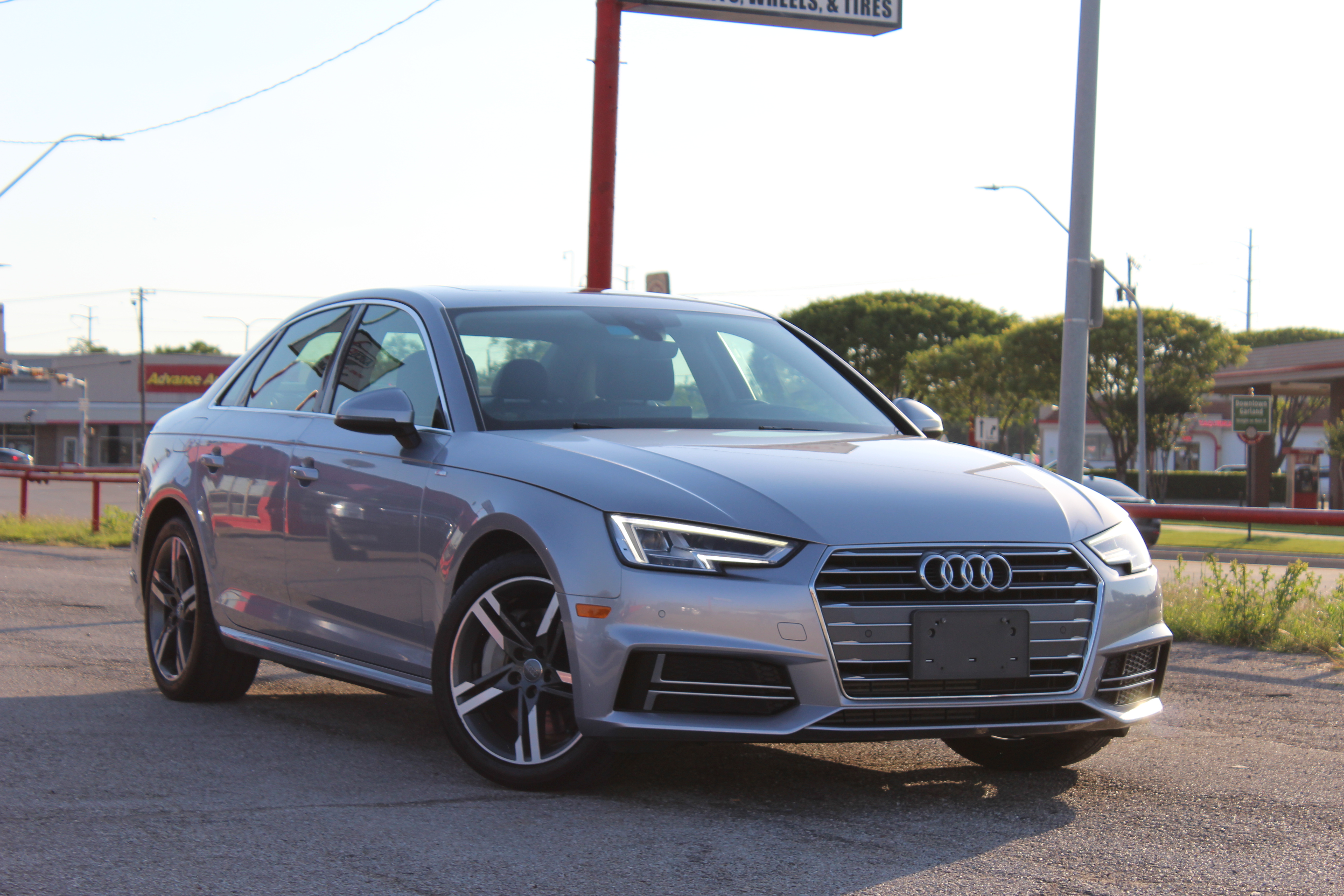 2018 Audi A4 2.0 TFSI Premium Plus S Tronic quattro AWD - Silver exterior view 2