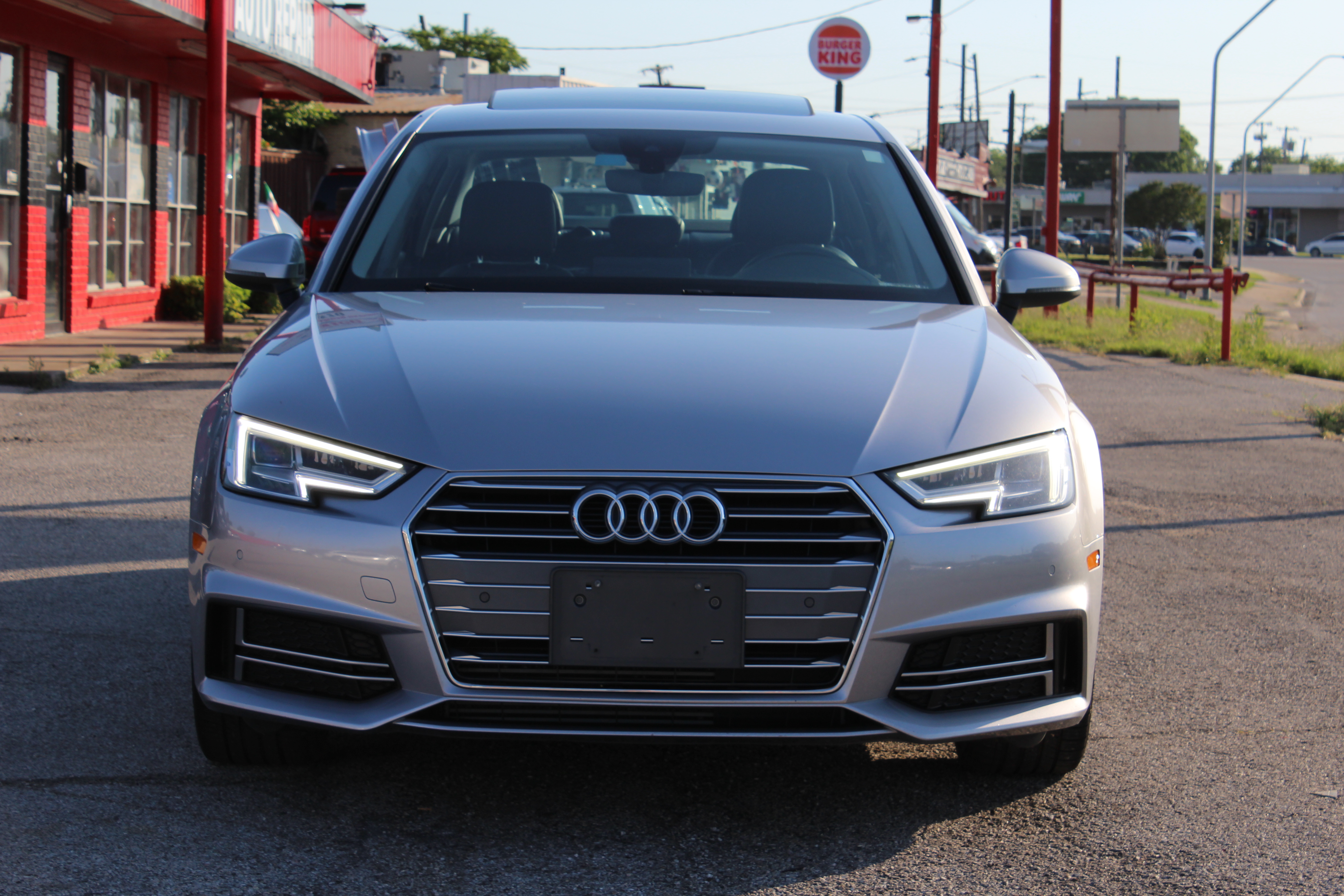 2018 Audi A4 2.0 TFSI Premium Plus S Tronic quattro AWD - Silver exterior view 8