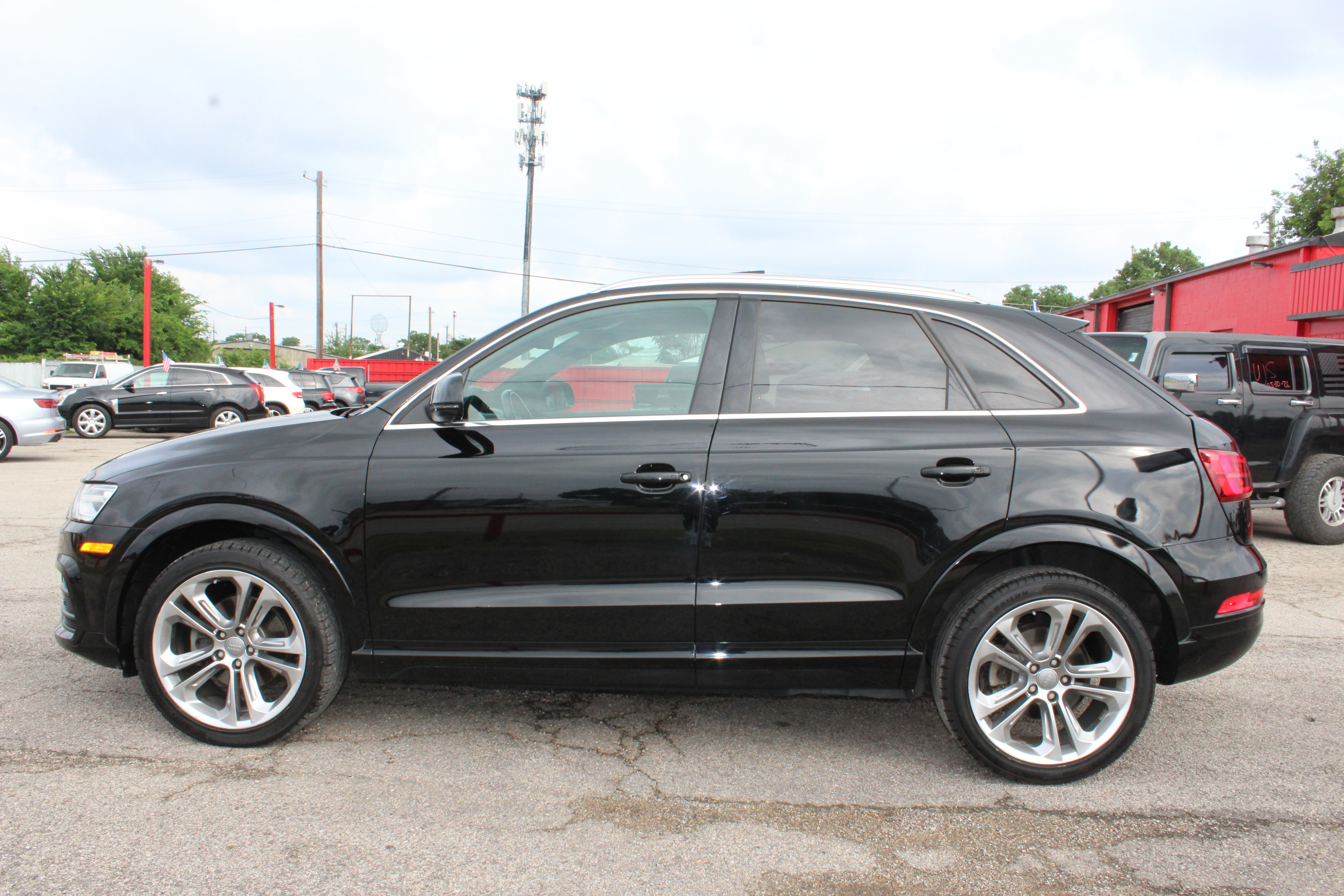 2016 Audi Q3 quattro 4dr Premium Plus - Black exterior view 10
