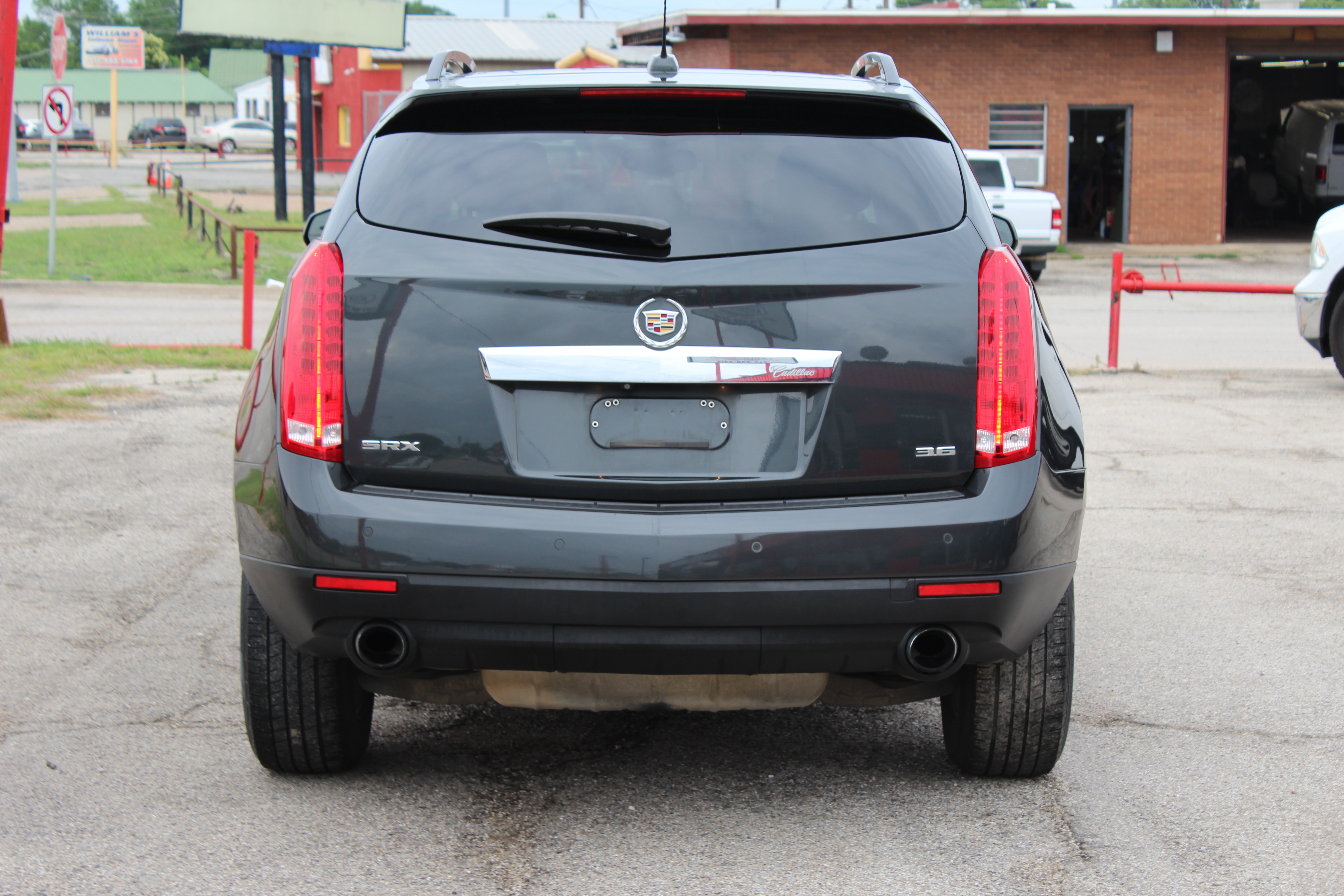 2015 Cadillac SRX FWD 4dr Luxury Collection - Gray exterior view 9
