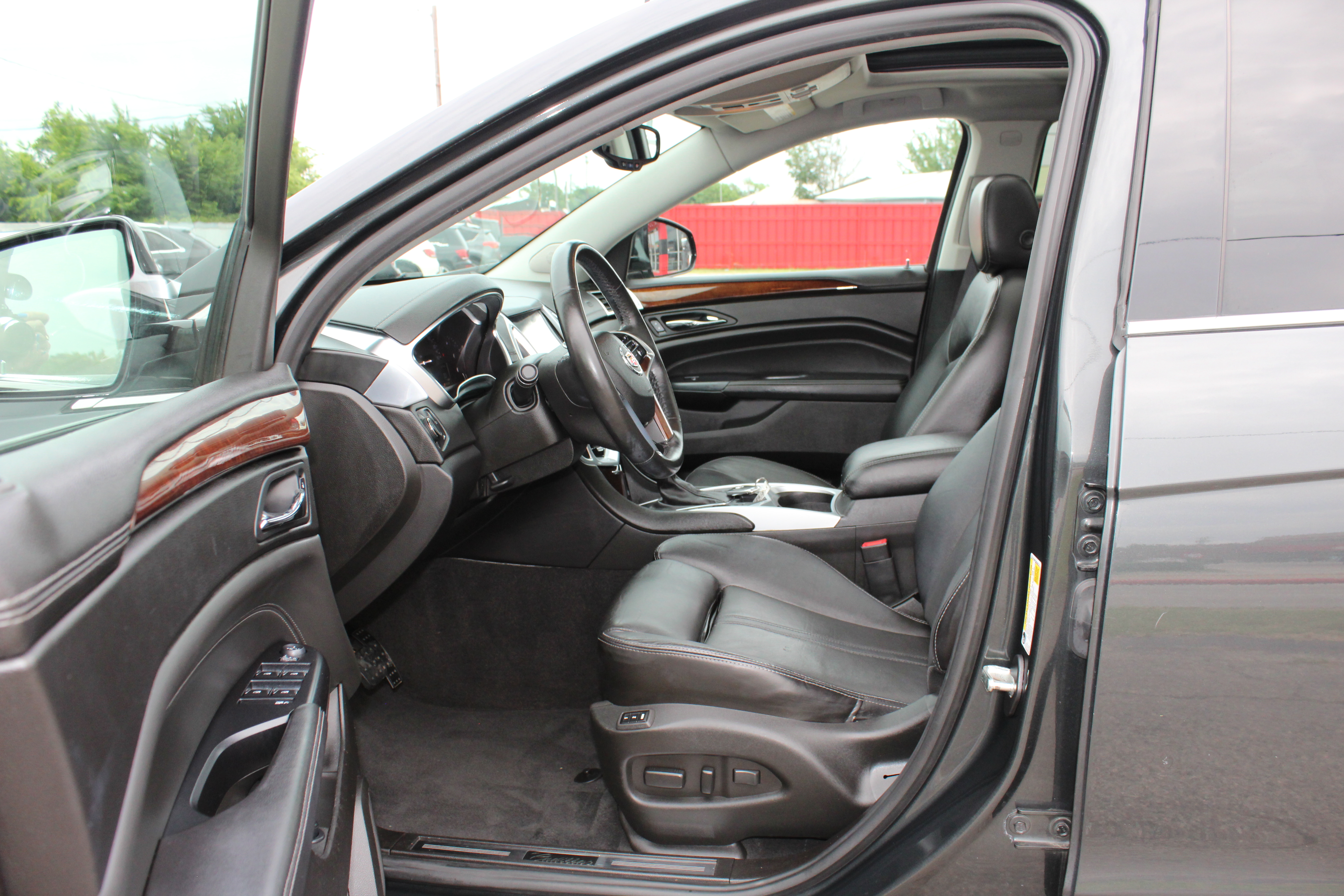 2015 Cadillac SRX FWD 4dr Luxury Collection - Gray exterior view 12