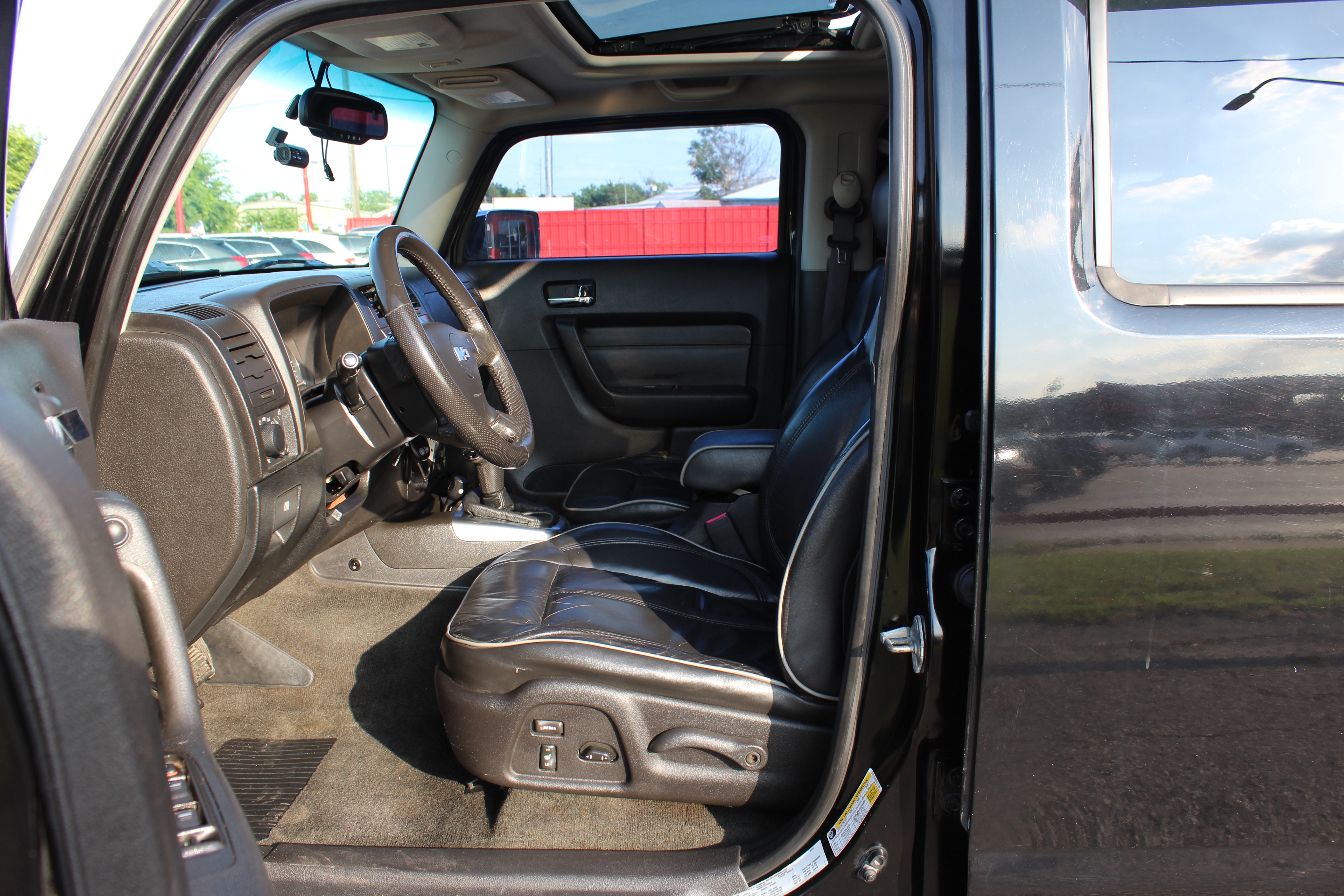 2006 Hummer H3 SUV 4dr 4WD SUV - Black exterior view 16
