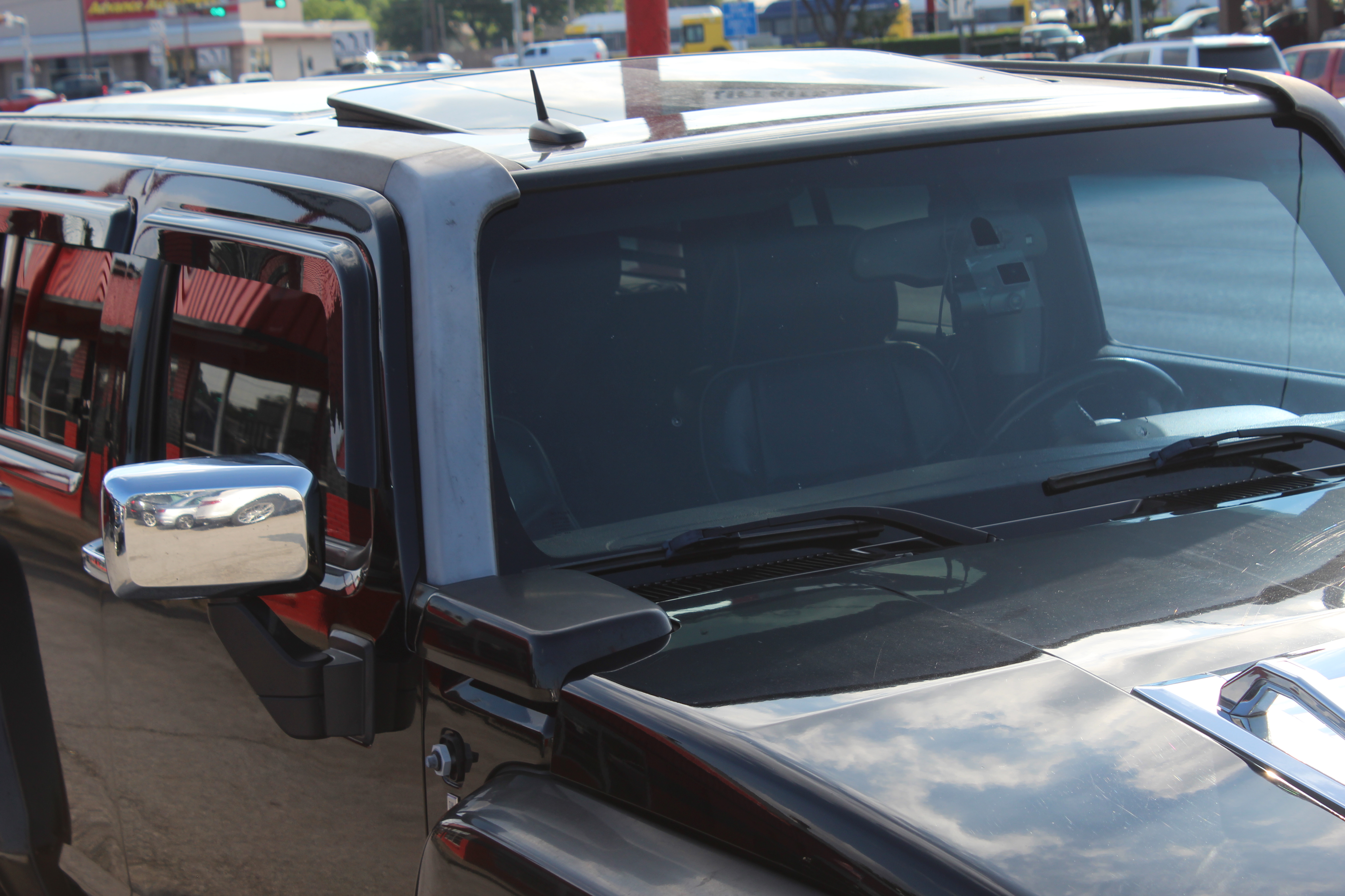 2006 Hummer H3 SUV 4dr 4WD SUV - Black exterior view 4