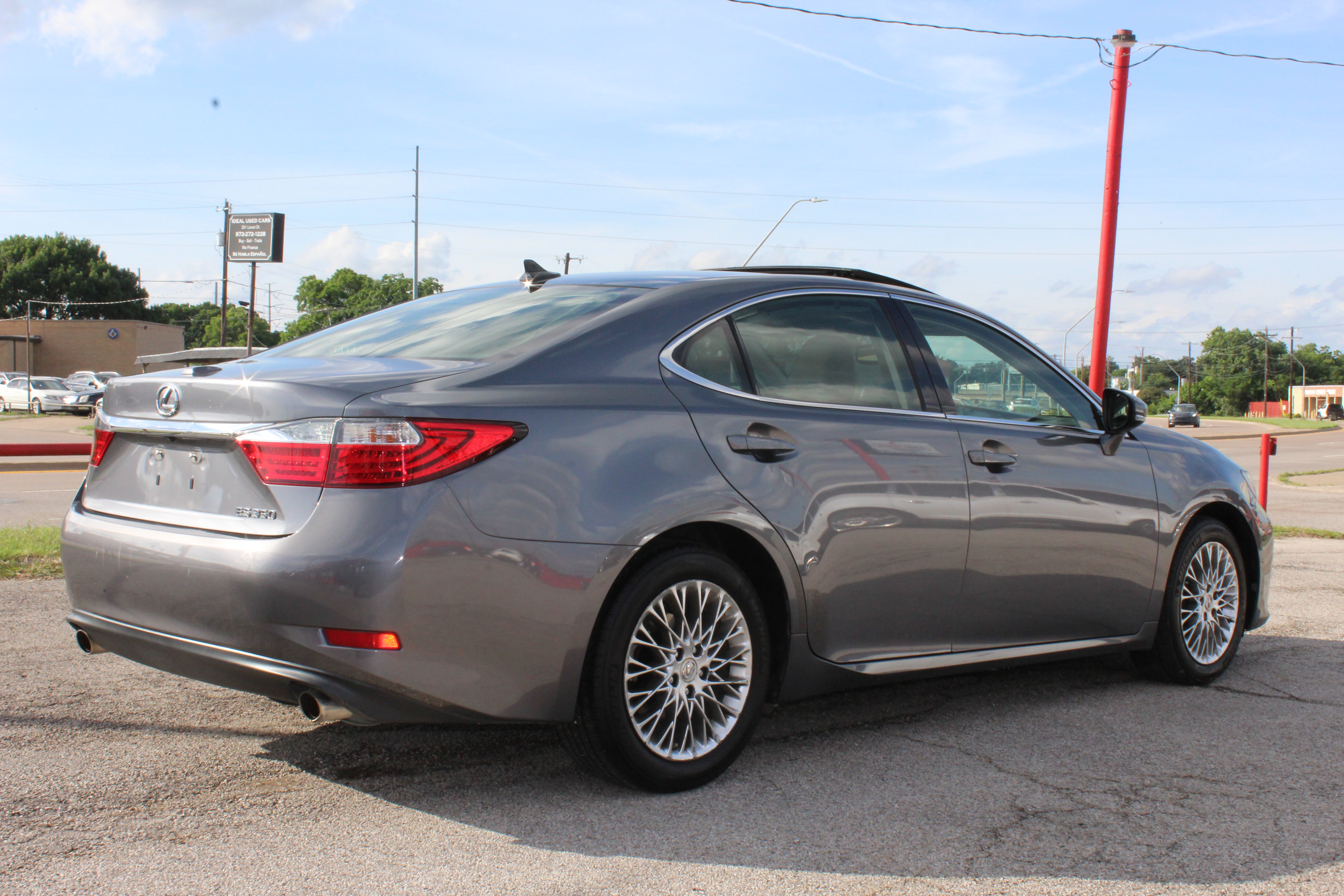 2013 Lexus ES 350 4dr Sdn - Gray exterior view 11