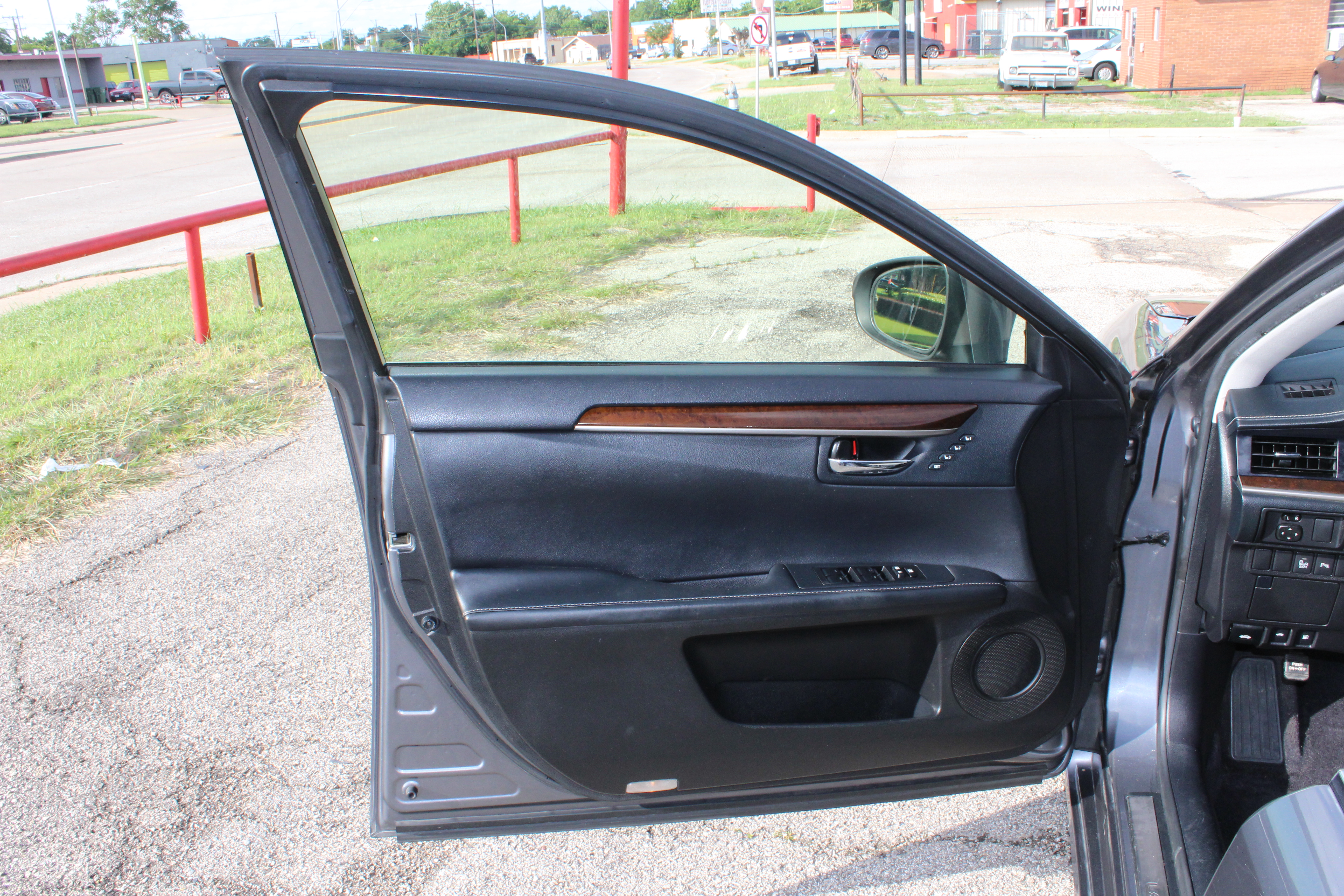 2013 Lexus ES 350 4dr Sdn - Gray exterior view 19