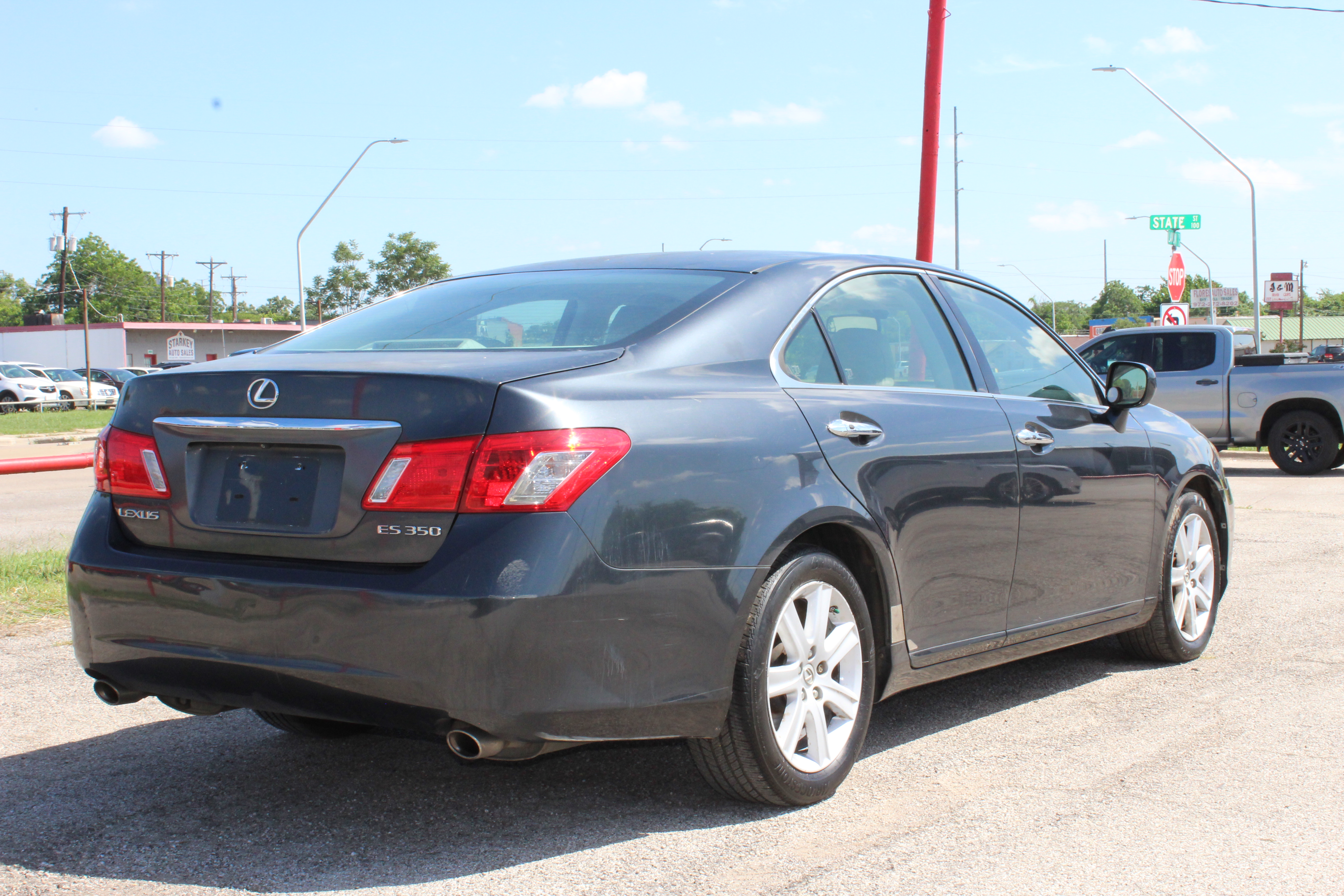 2007 Lexus ES 350 4dr Sdn - Gray exterior view 9