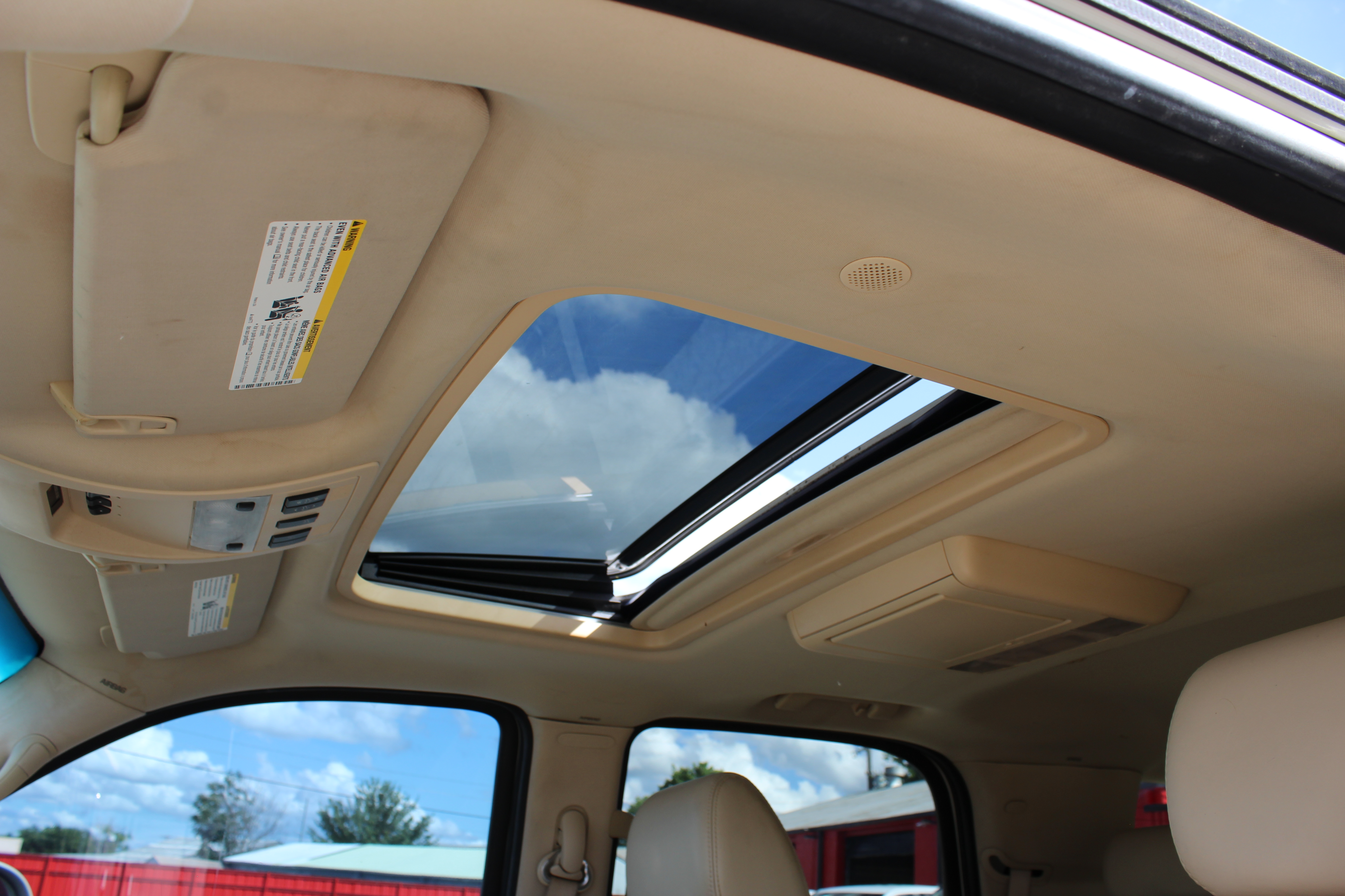 2007 Cadillac Escalade AWD 4dr - Cream exterior view 18