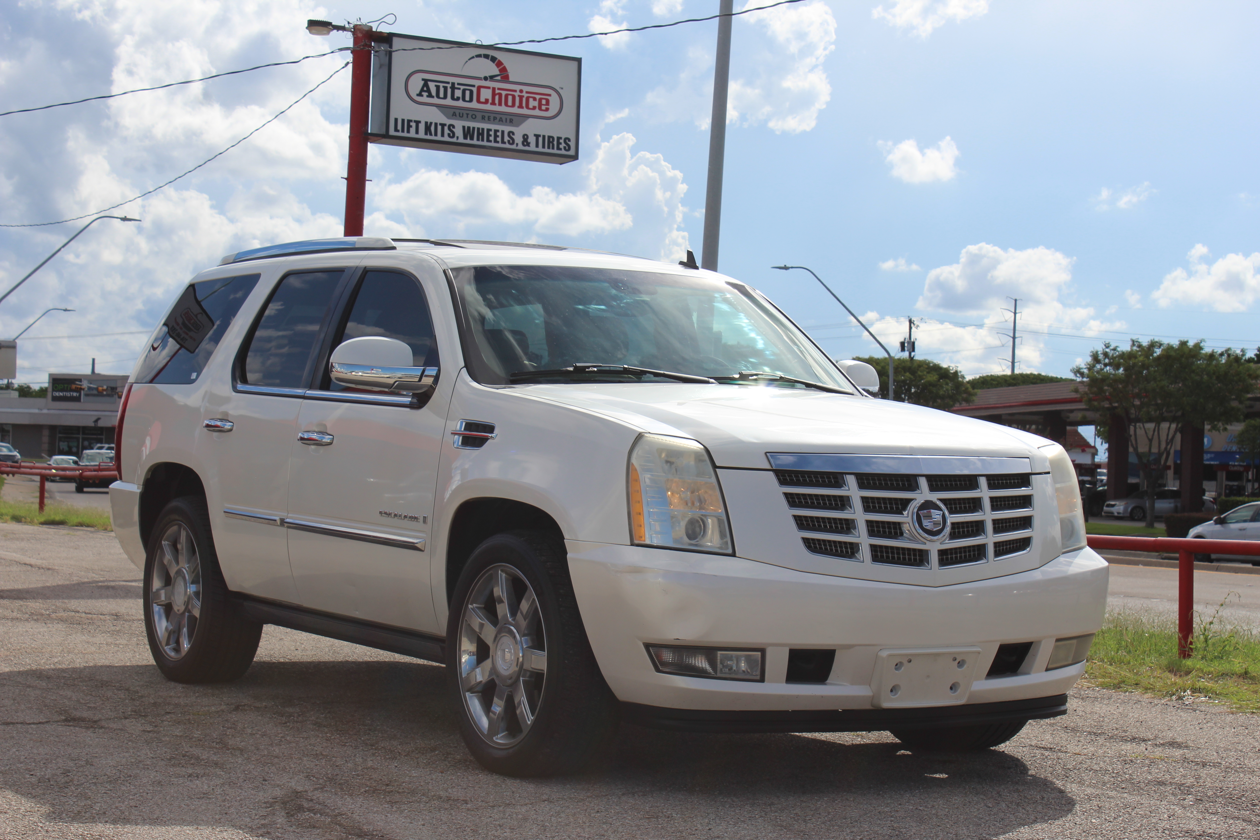2007 Cadillac Escalade AWD 4dr - Cream exterior view 12