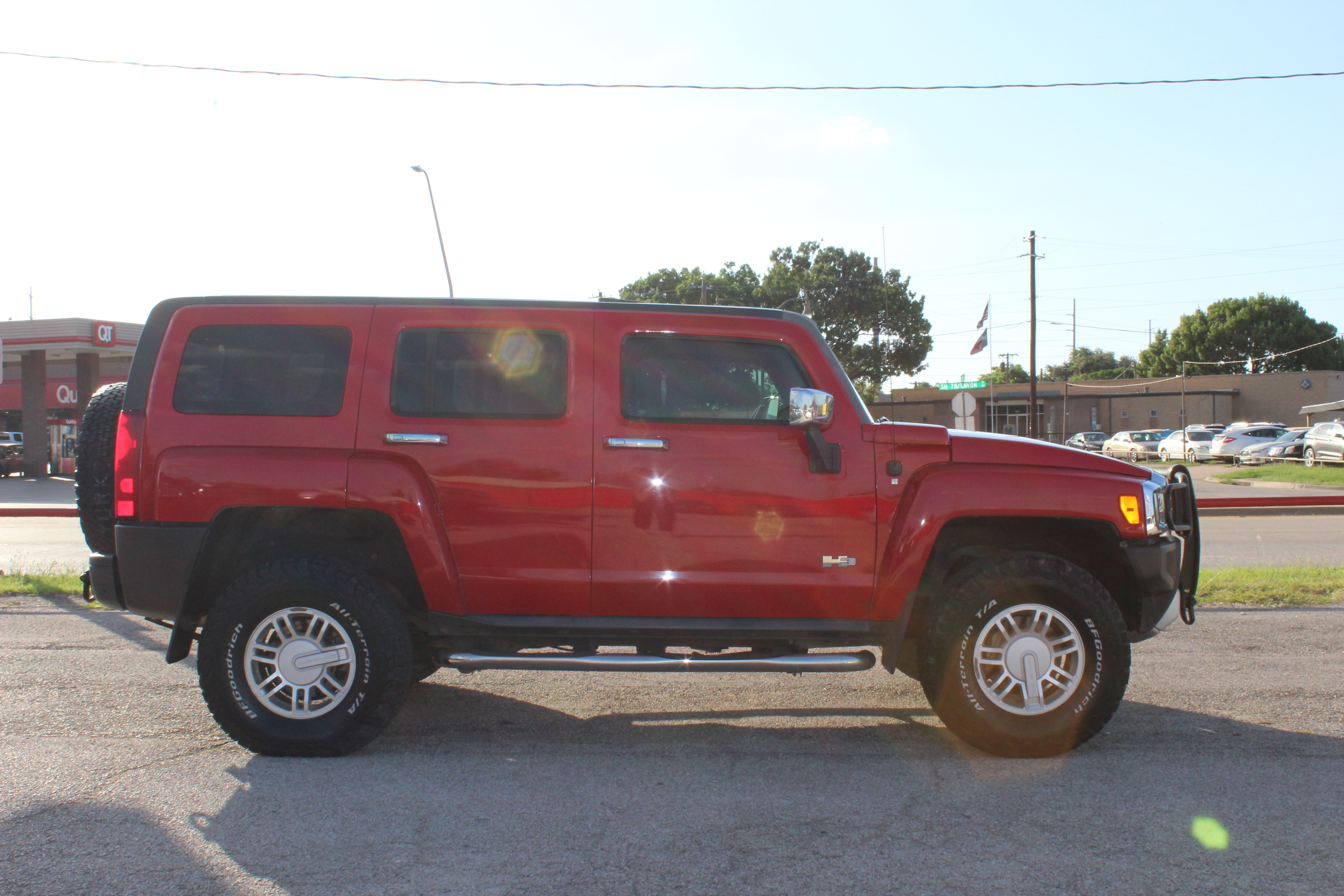 2008 Hummer H3 SUV 4WD 4dr SUV Luxury - Red exterior view 14