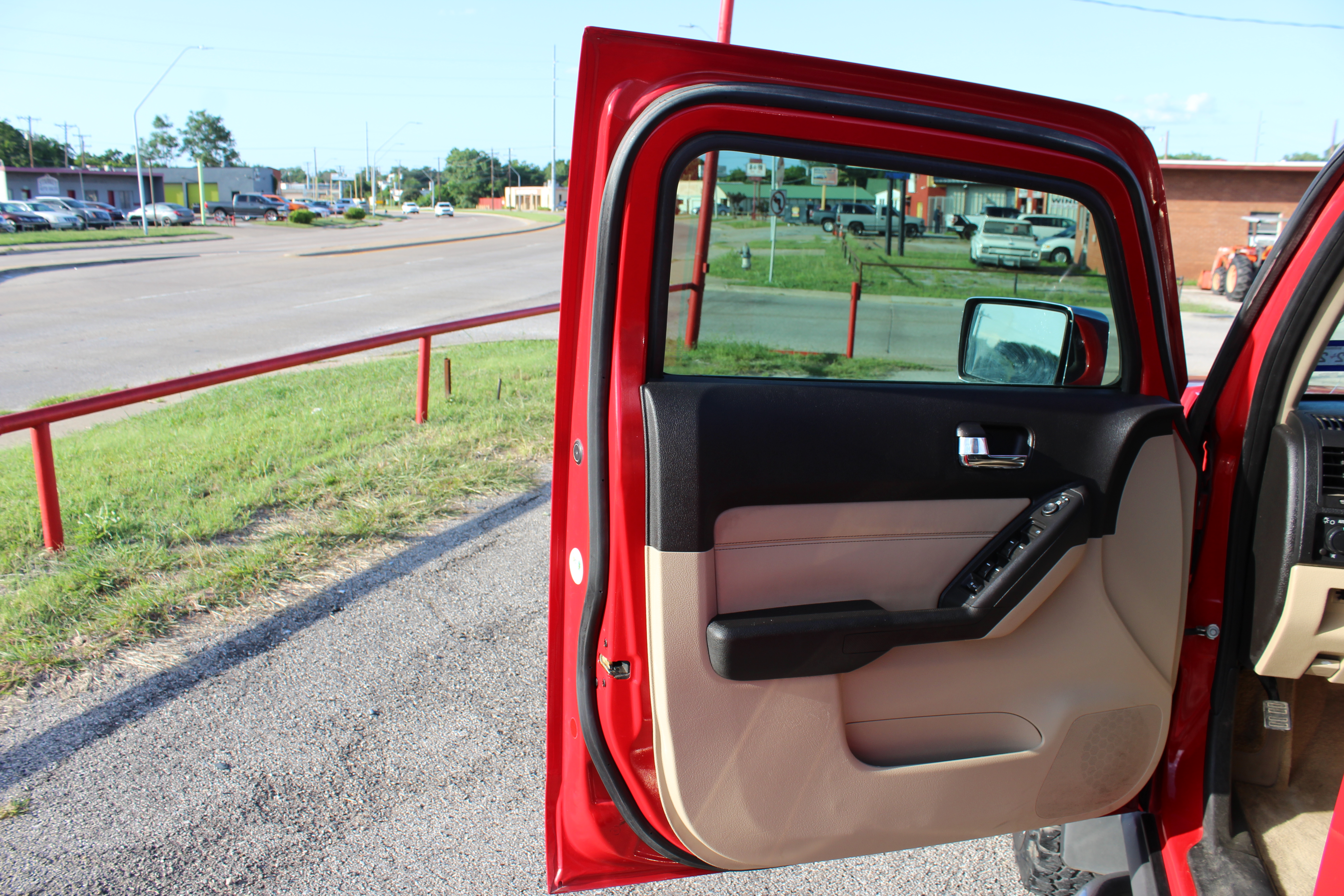 2008 Hummer H3 SUV 4WD 4dr SUV Luxury - Red exterior view 18