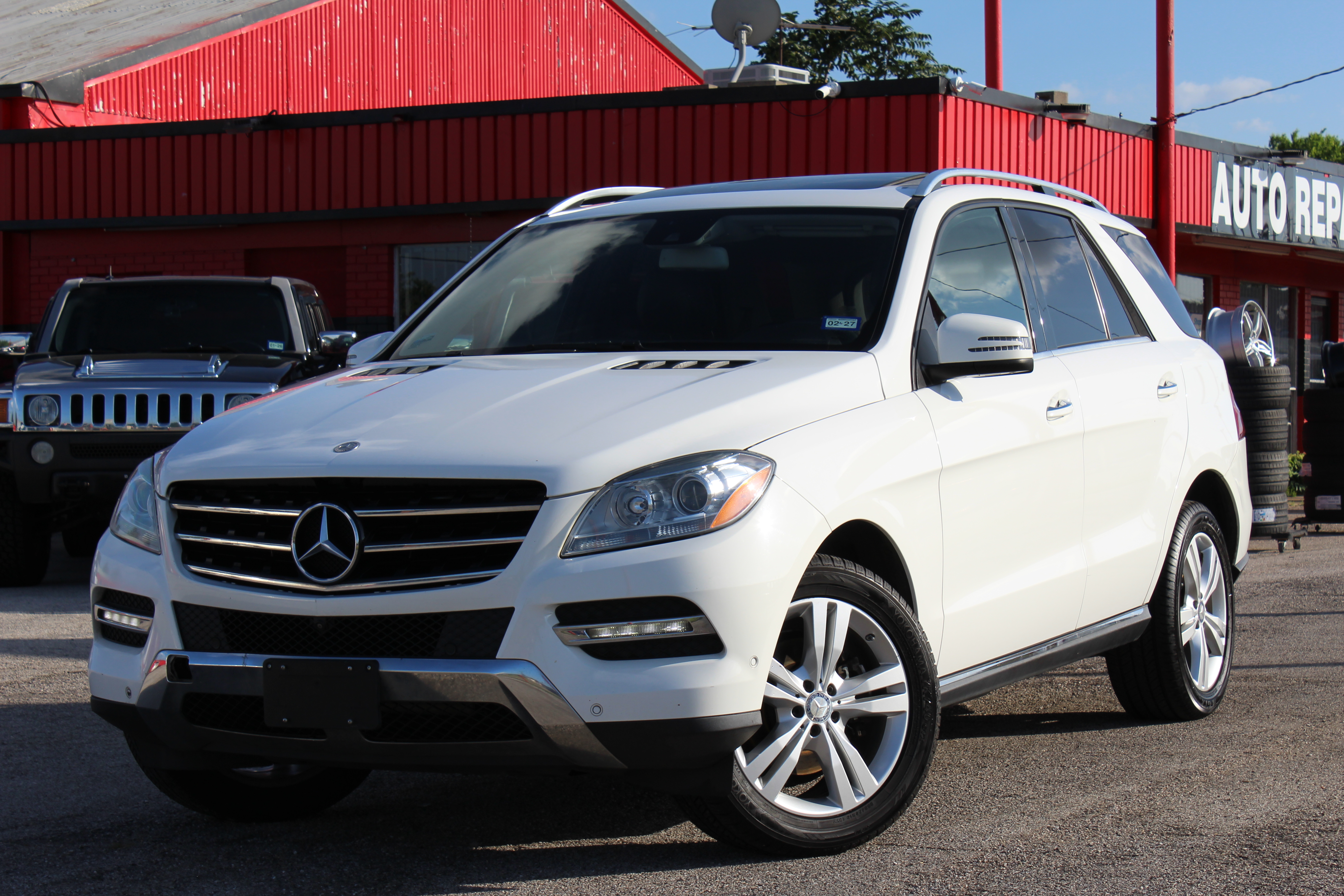 2015 Mercedes-Benz ML 350 RWD 4dr ML 350 - White exterior view 4