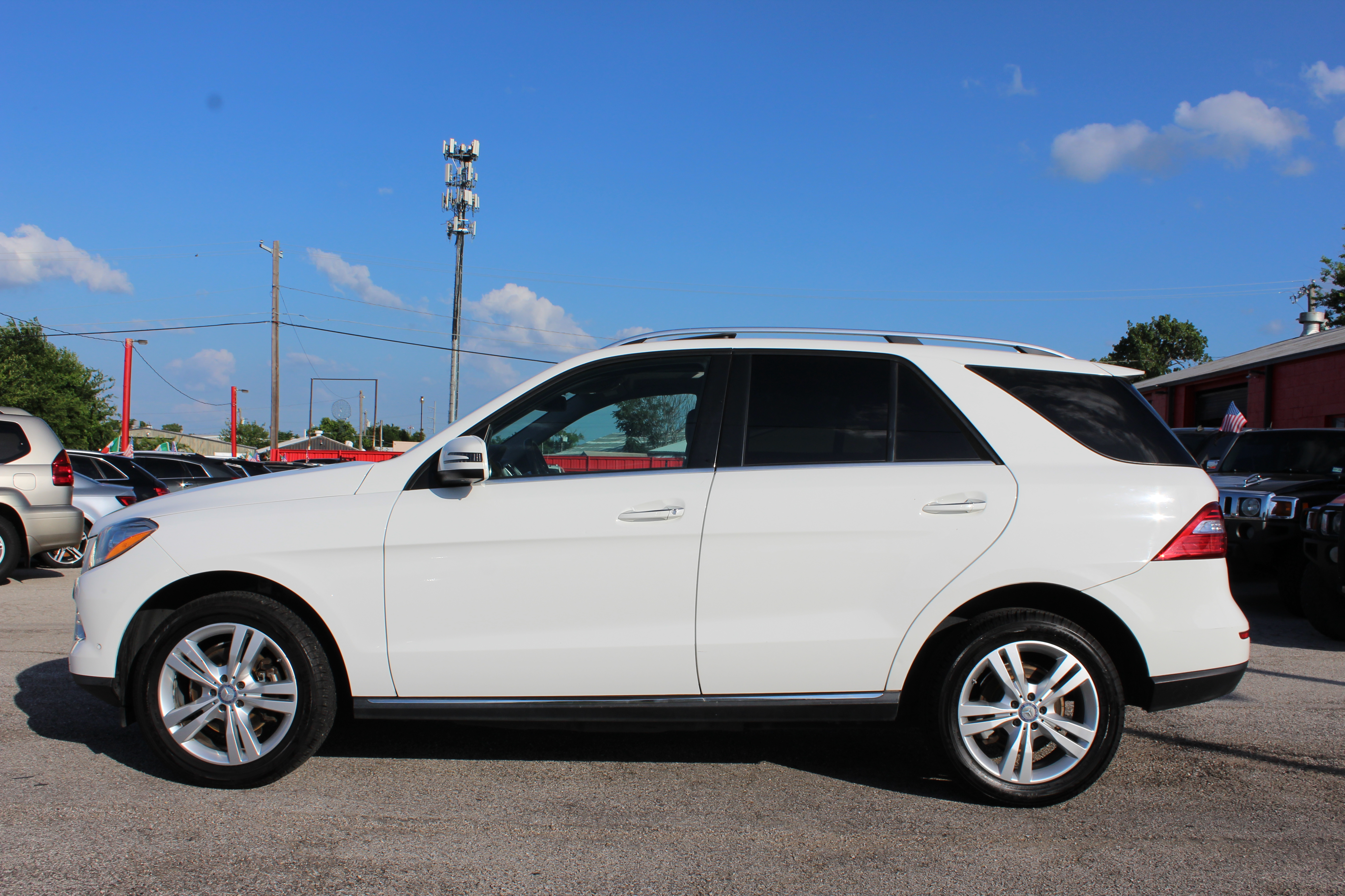 2015 Mercedes-Benz ML 350 RWD 4dr ML 350 - White exterior view 7