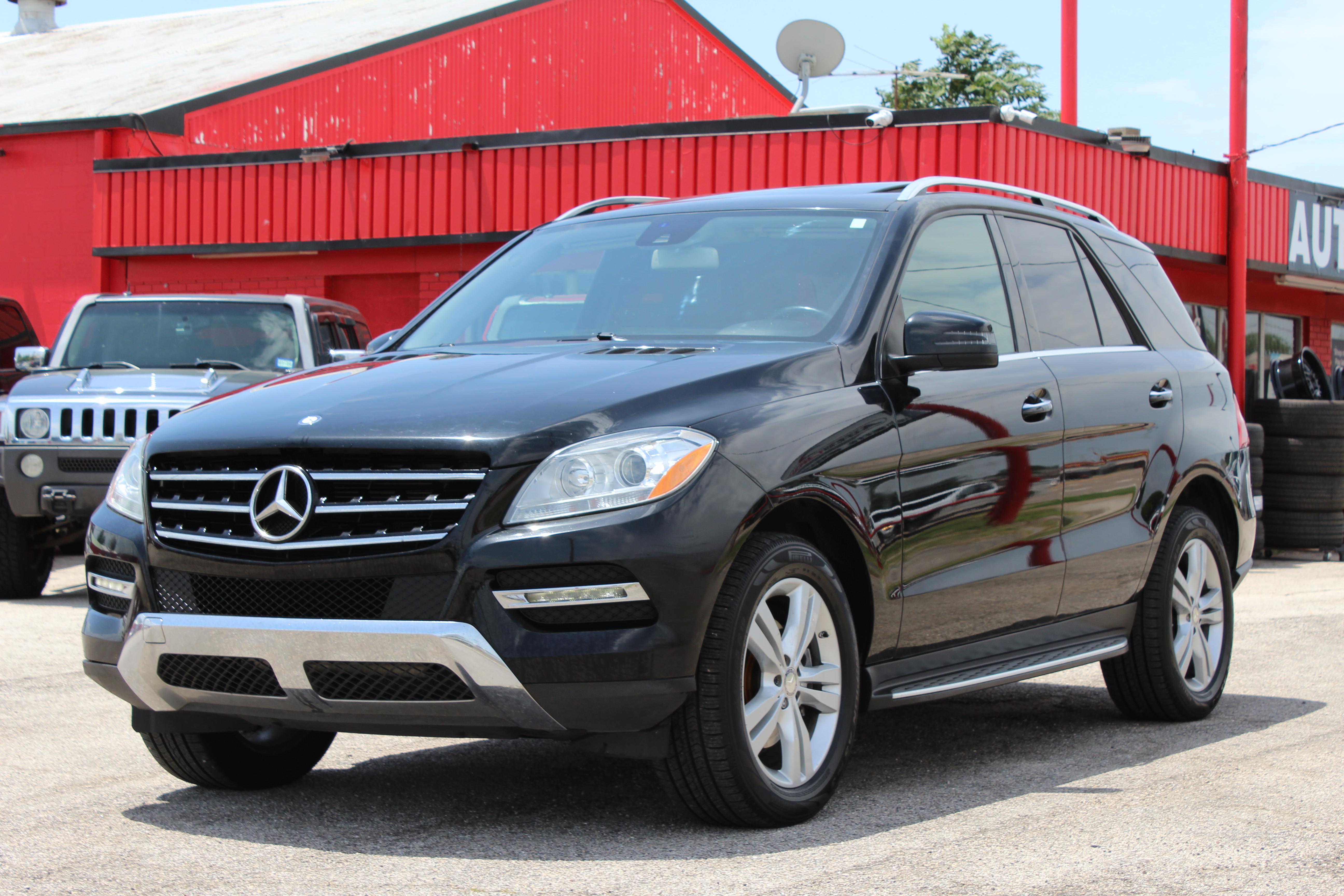 2015 Mercedes-Benz ML 350 RWD 4dr ML 350 - Black exterior view 8