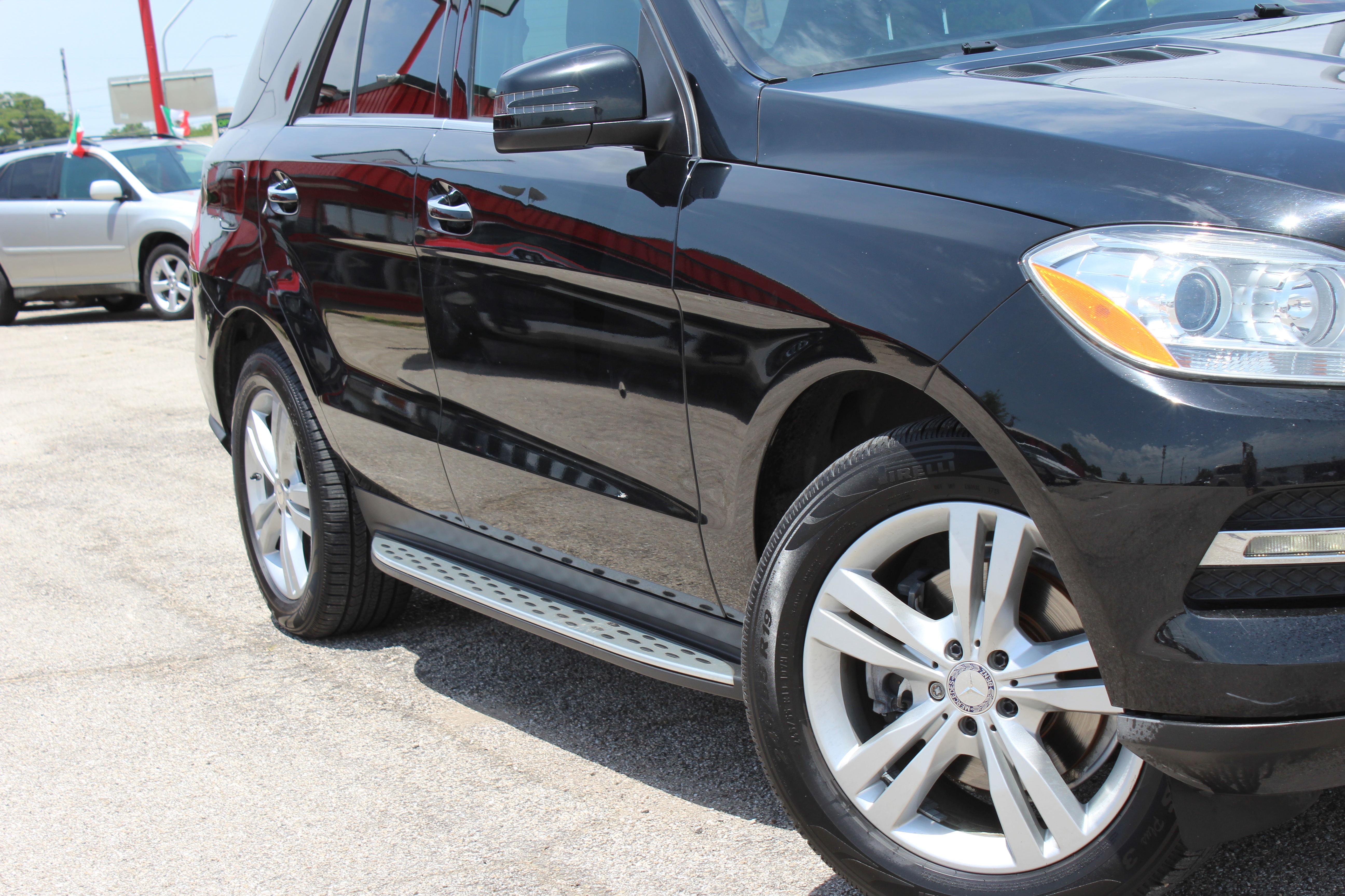 2015 Mercedes-Benz ML 350 RWD 4dr ML 350 - Black exterior view 3