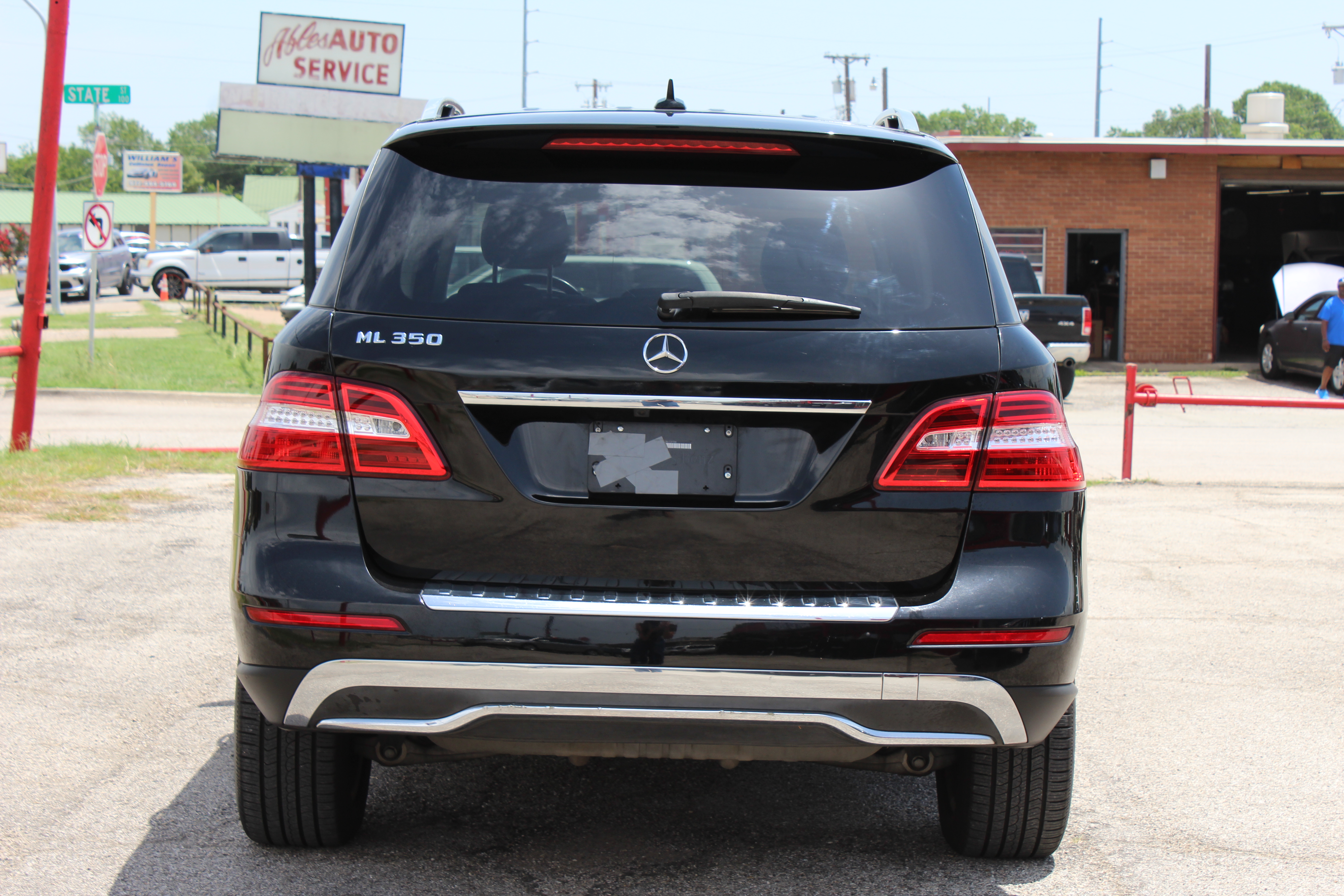 2015 Mercedes-Benz ML 350 RWD 4dr ML 350 - Black exterior view 11