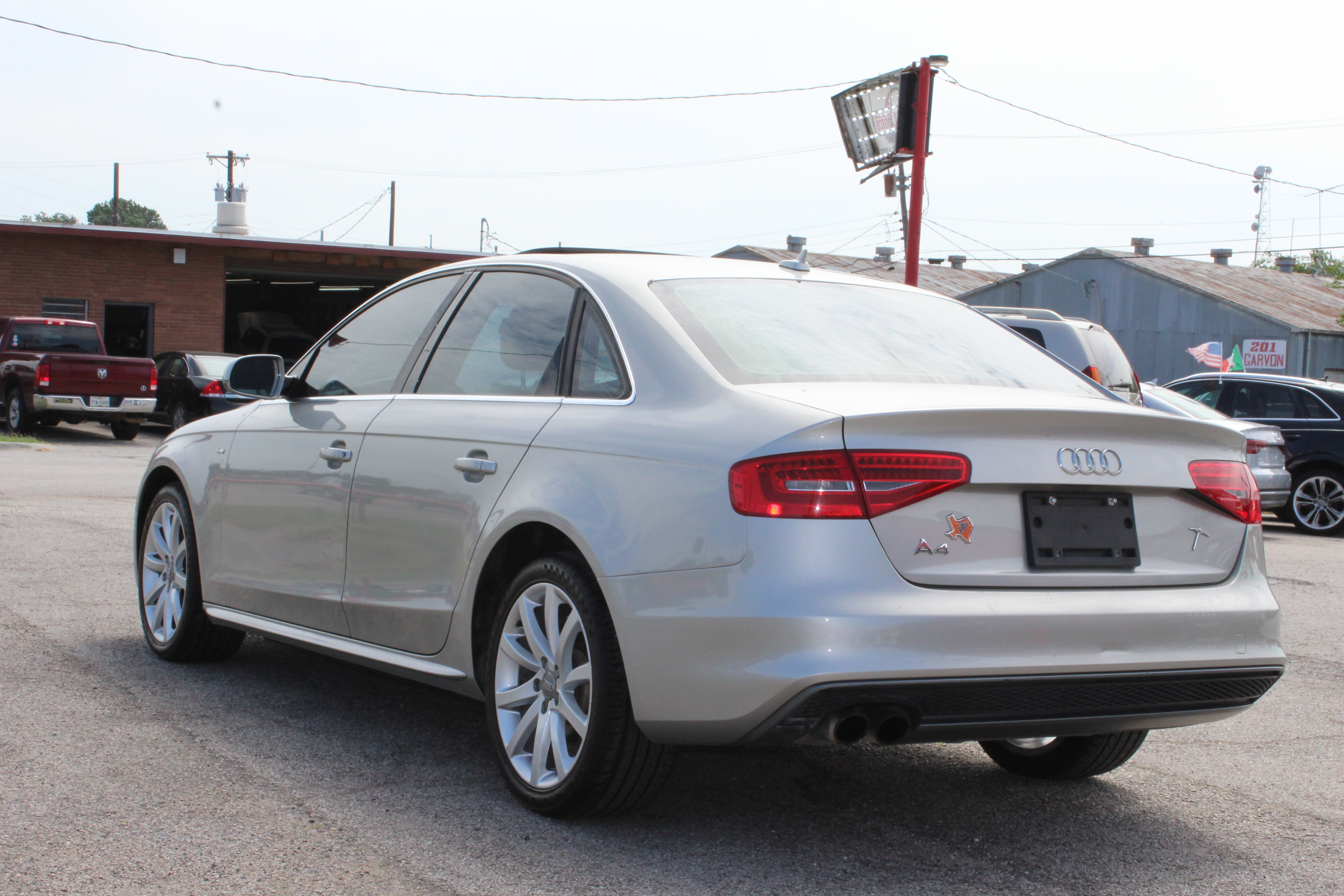 2014 Audi A4 4dr Sdn CVT FrontTrak 2.0T Premium - Silver exterior view 10