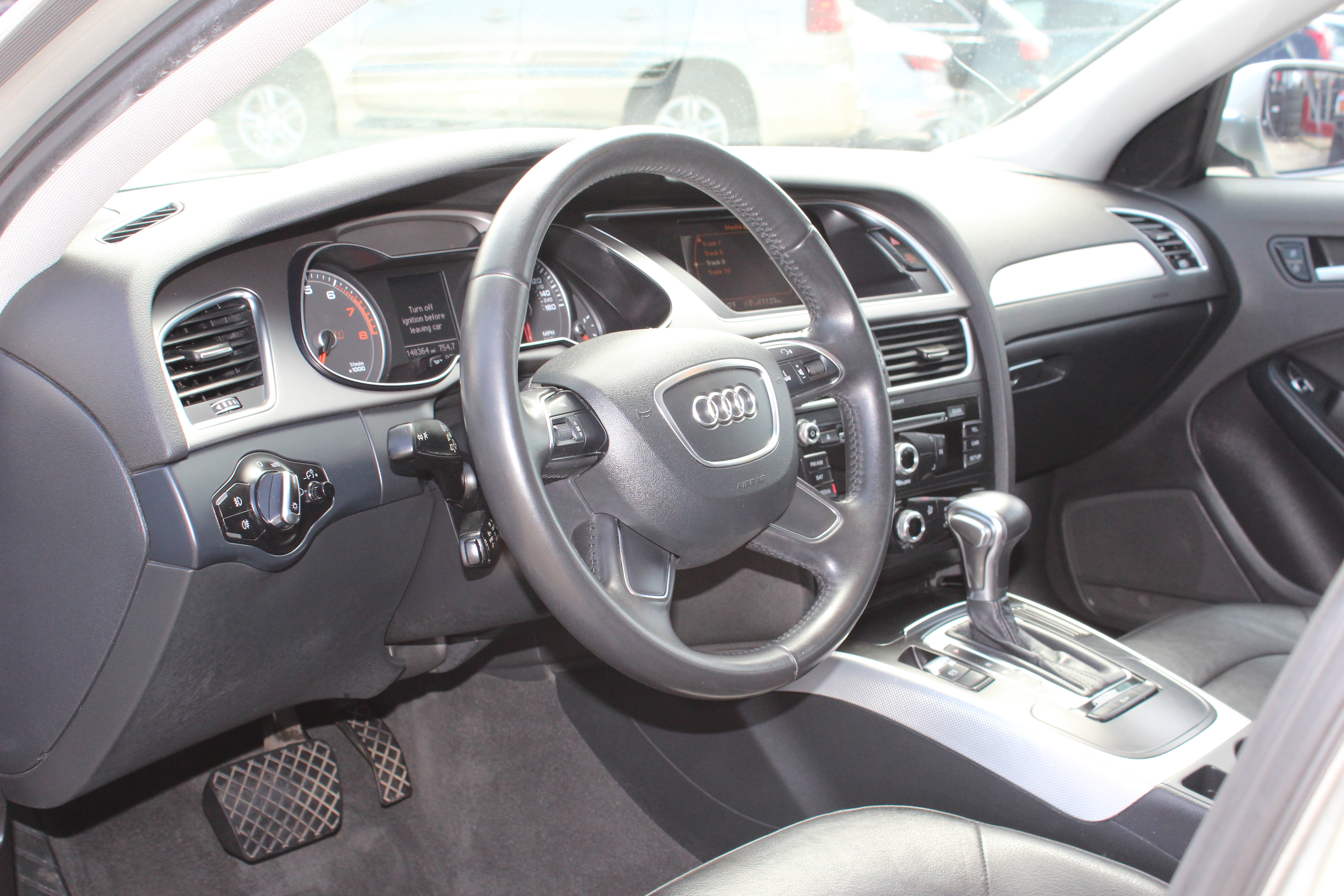 2014 Audi A4 4dr Sdn CVT FrontTrak 2.0T Premium - Silver exterior view 16