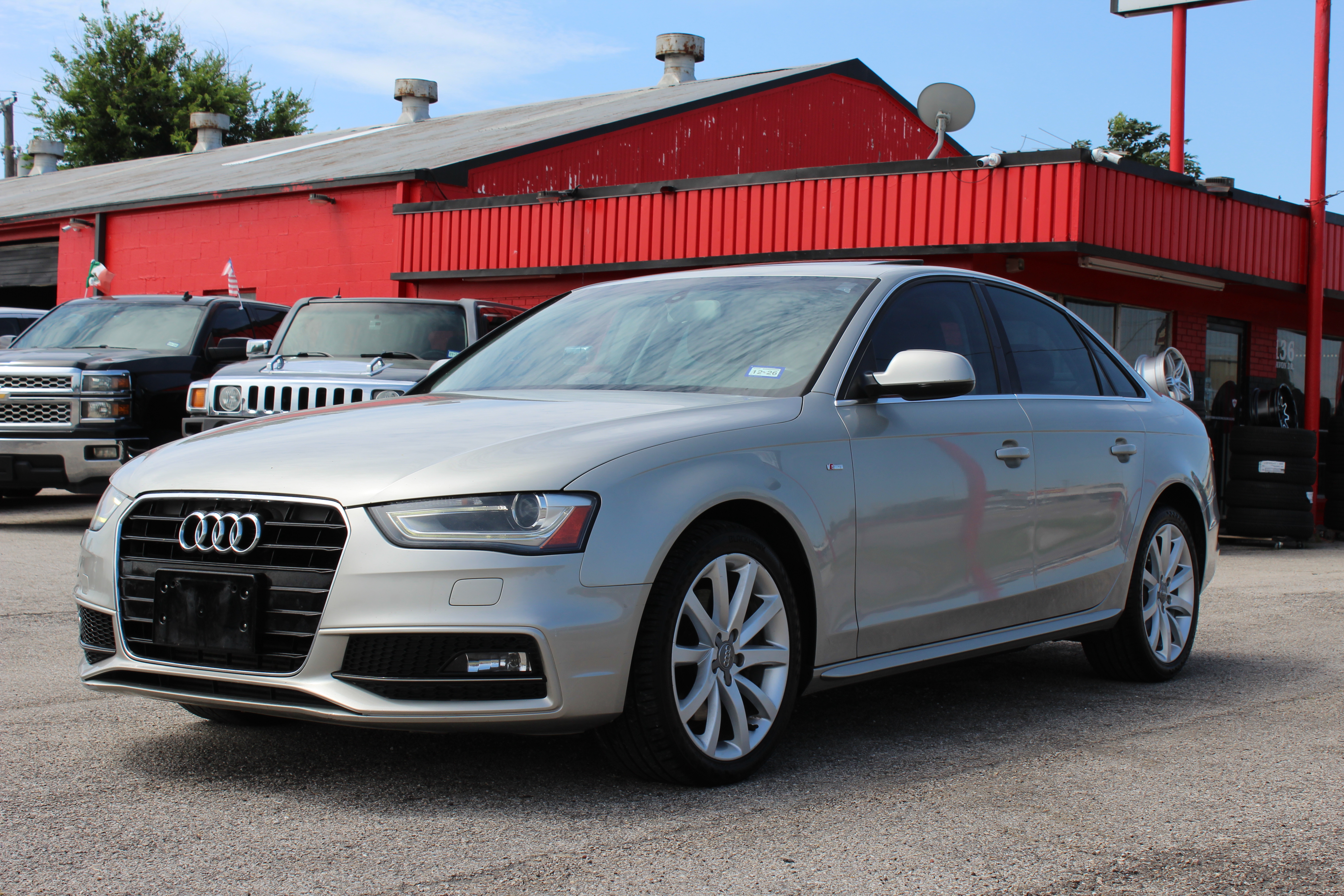 2014 Audi A4 4dr Sdn CVT FrontTrak 2.0T Premium - Silver exterior view 8
