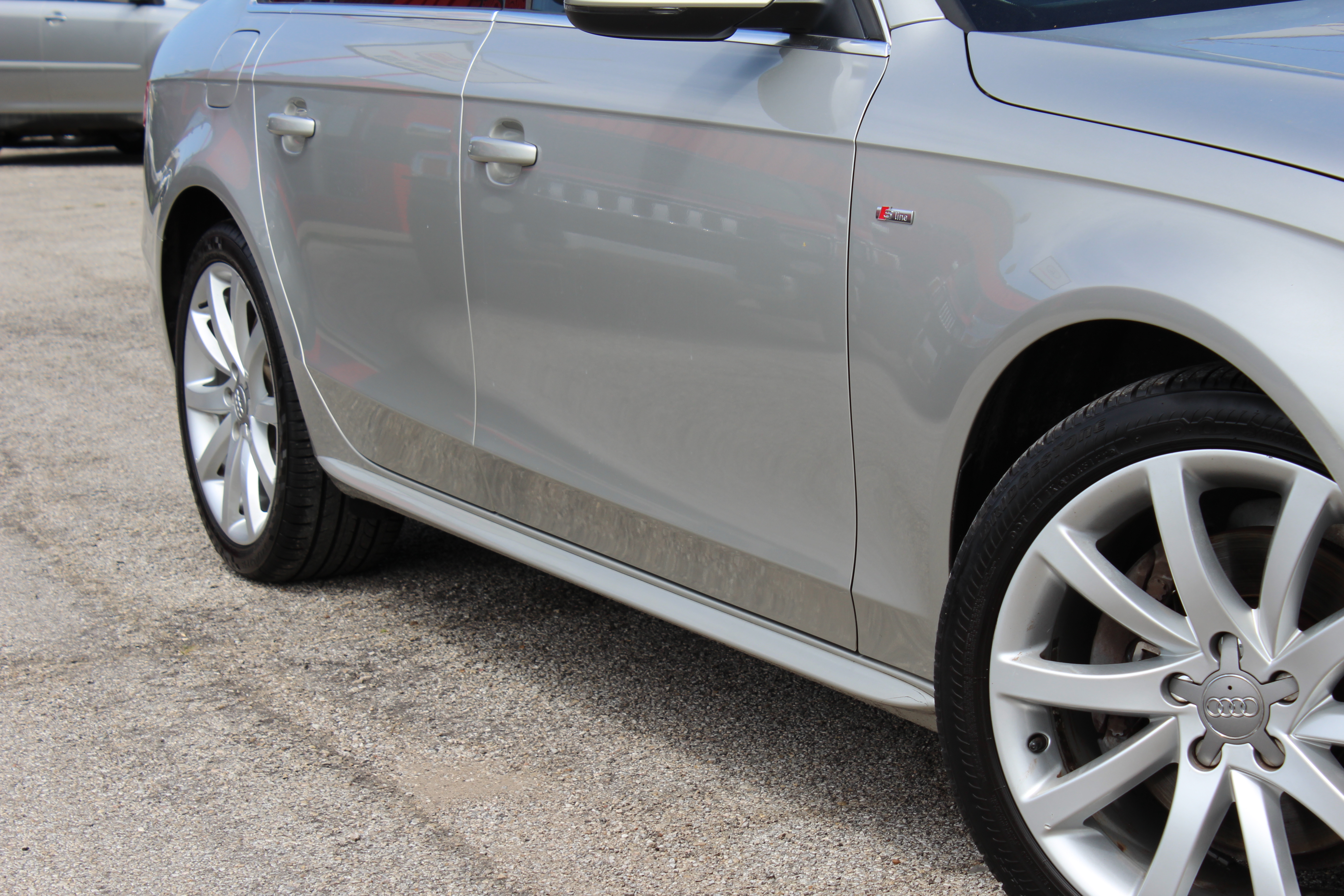 2014 Audi A4 4dr Sdn CVT FrontTrak 2.0T Premium - Silver exterior view 3