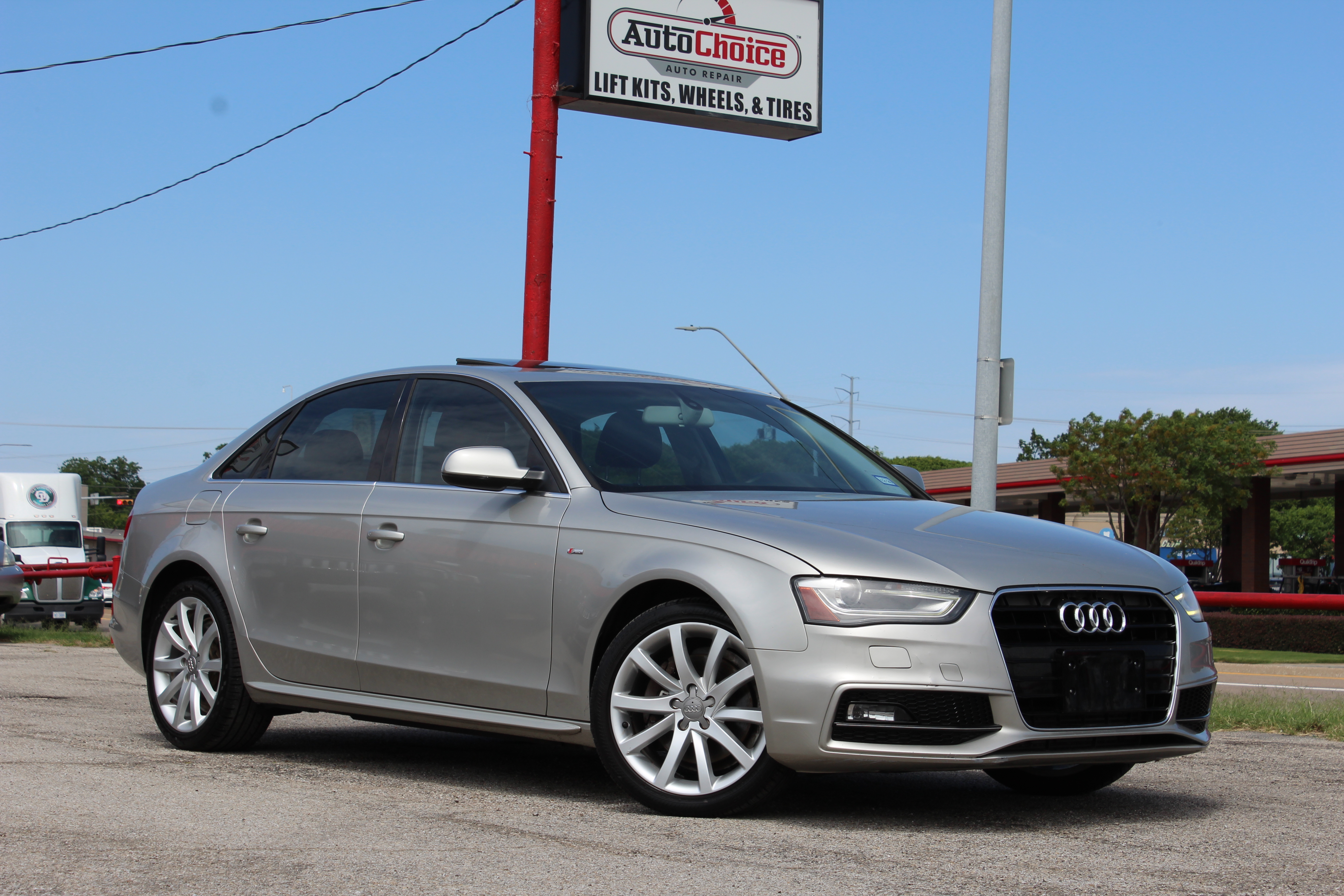 2014 Audi A4 4dr Sdn CVT FrontTrak 2.0T Premium - Silver exterior view 1