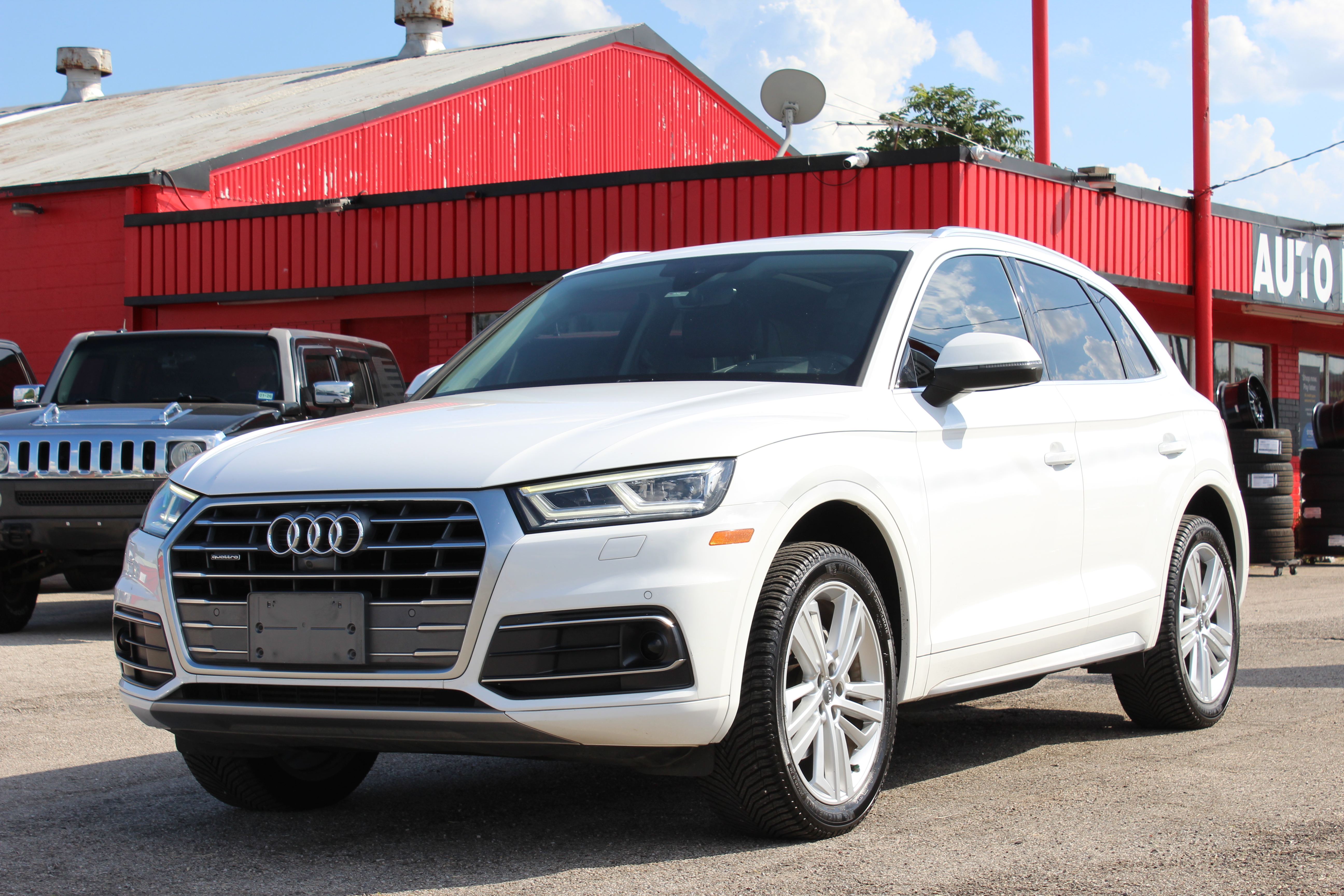 2018 Audi Q5 2.0 TFSI Prestige - White exterior view 6