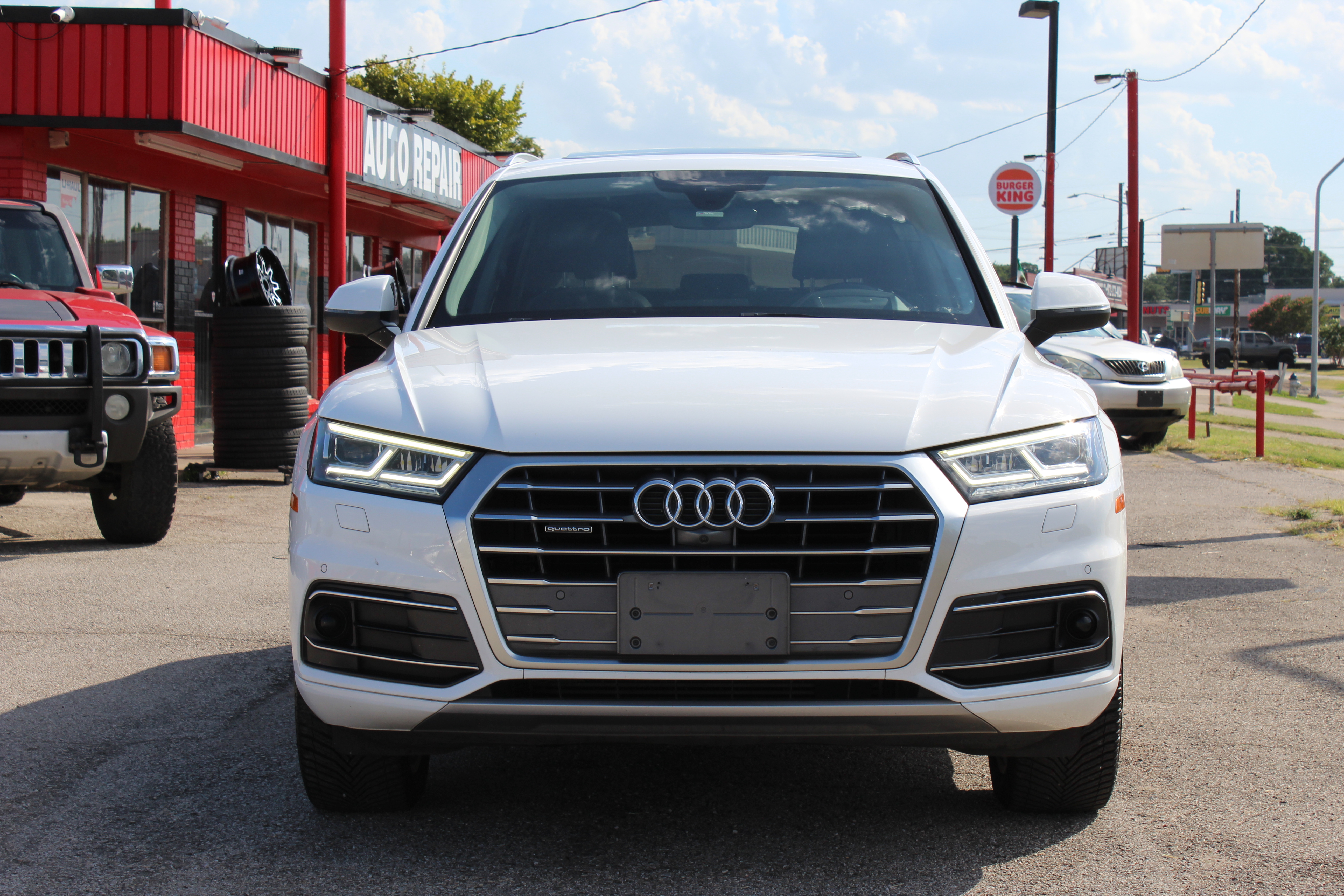 2018 Audi Q5 2.0 TFSI Prestige - White exterior view 4