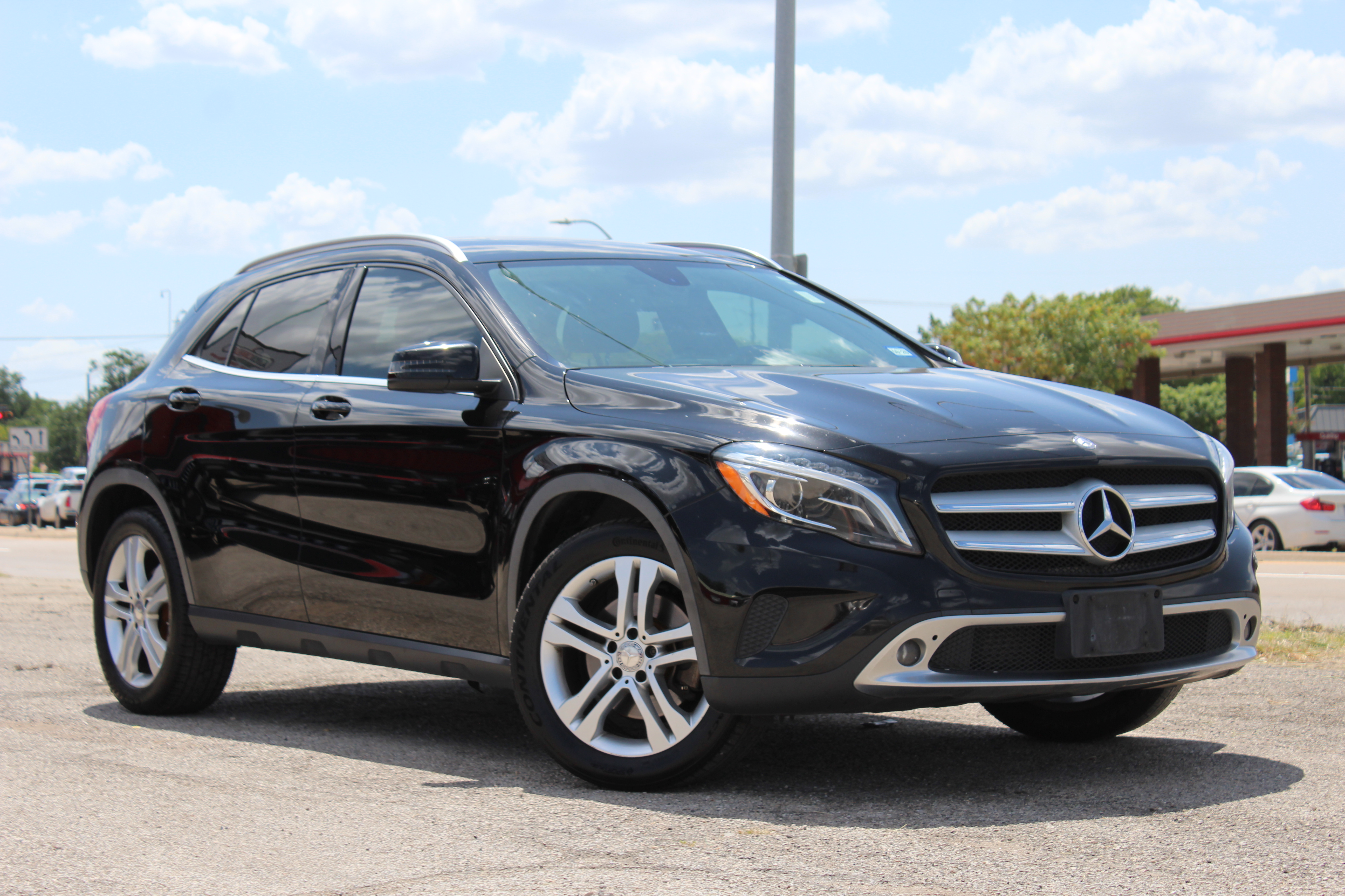 2015 Mercedes-Benz GLA 250 FWD 4dr GLA 250 - Black exterior view 1
