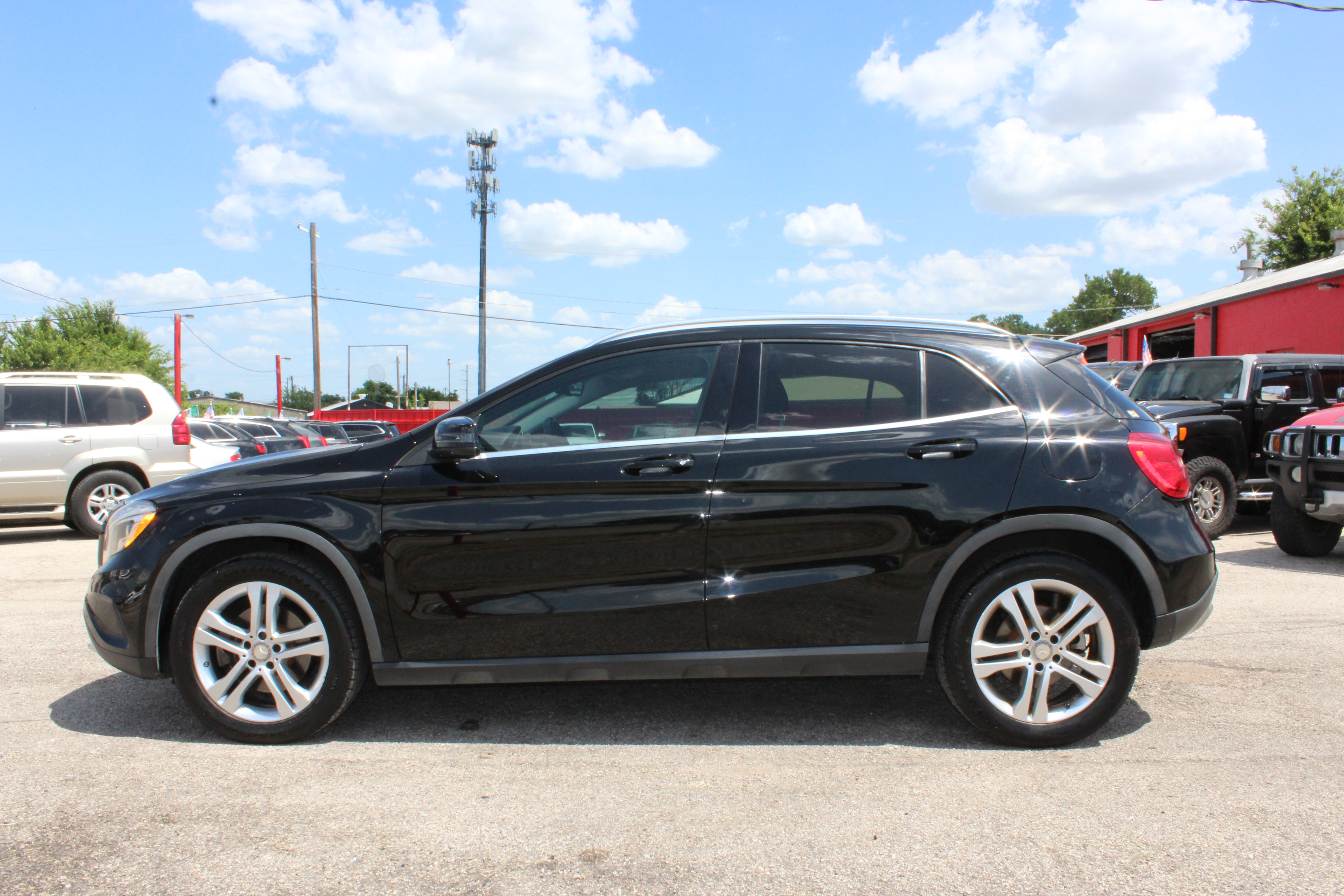 2015 Mercedes-Benz GLA 250 FWD 4dr GLA 250 - Black exterior view 5