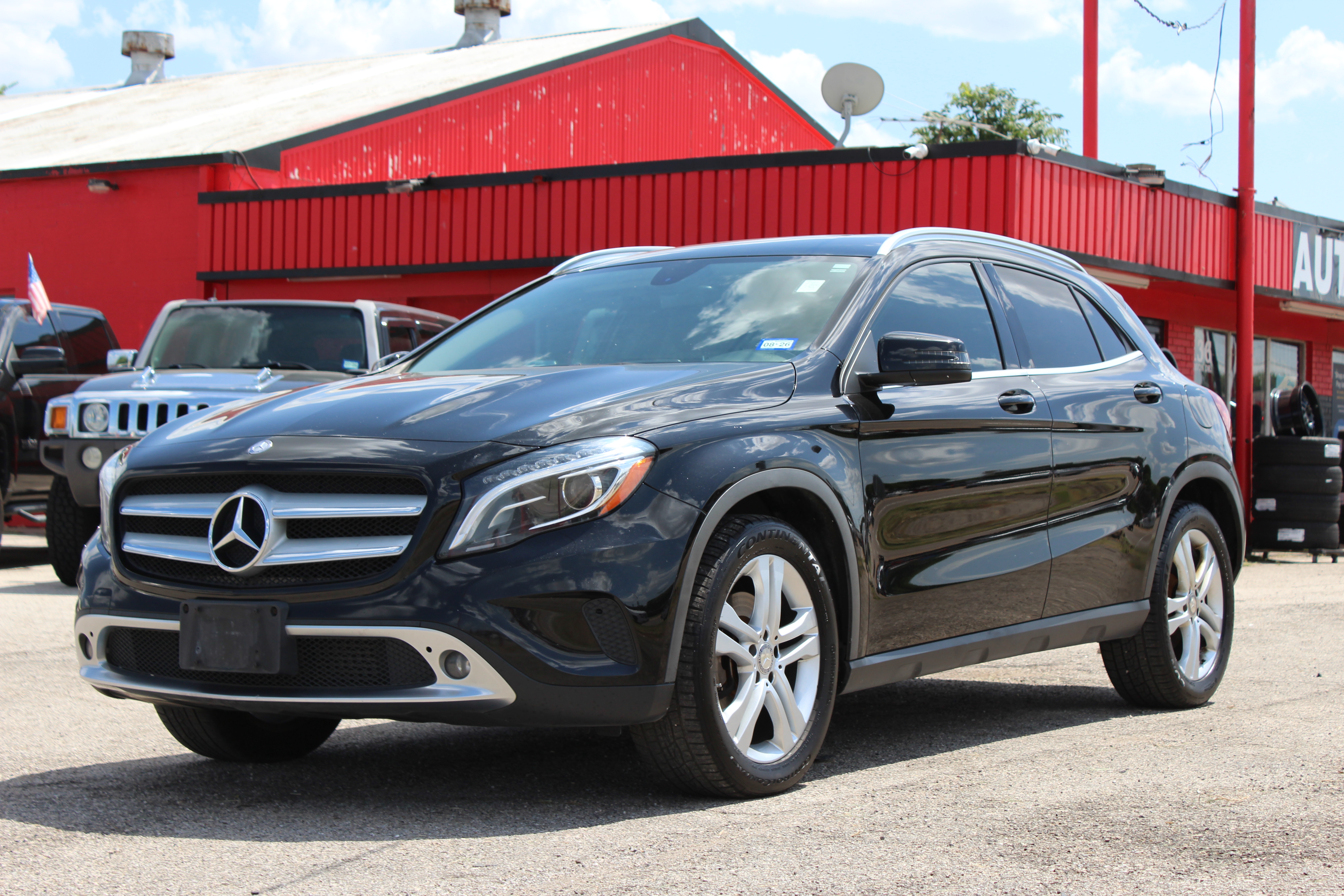 2015 Mercedes-Benz GLA 250 FWD 4dr GLA 250 - Black exterior view 4