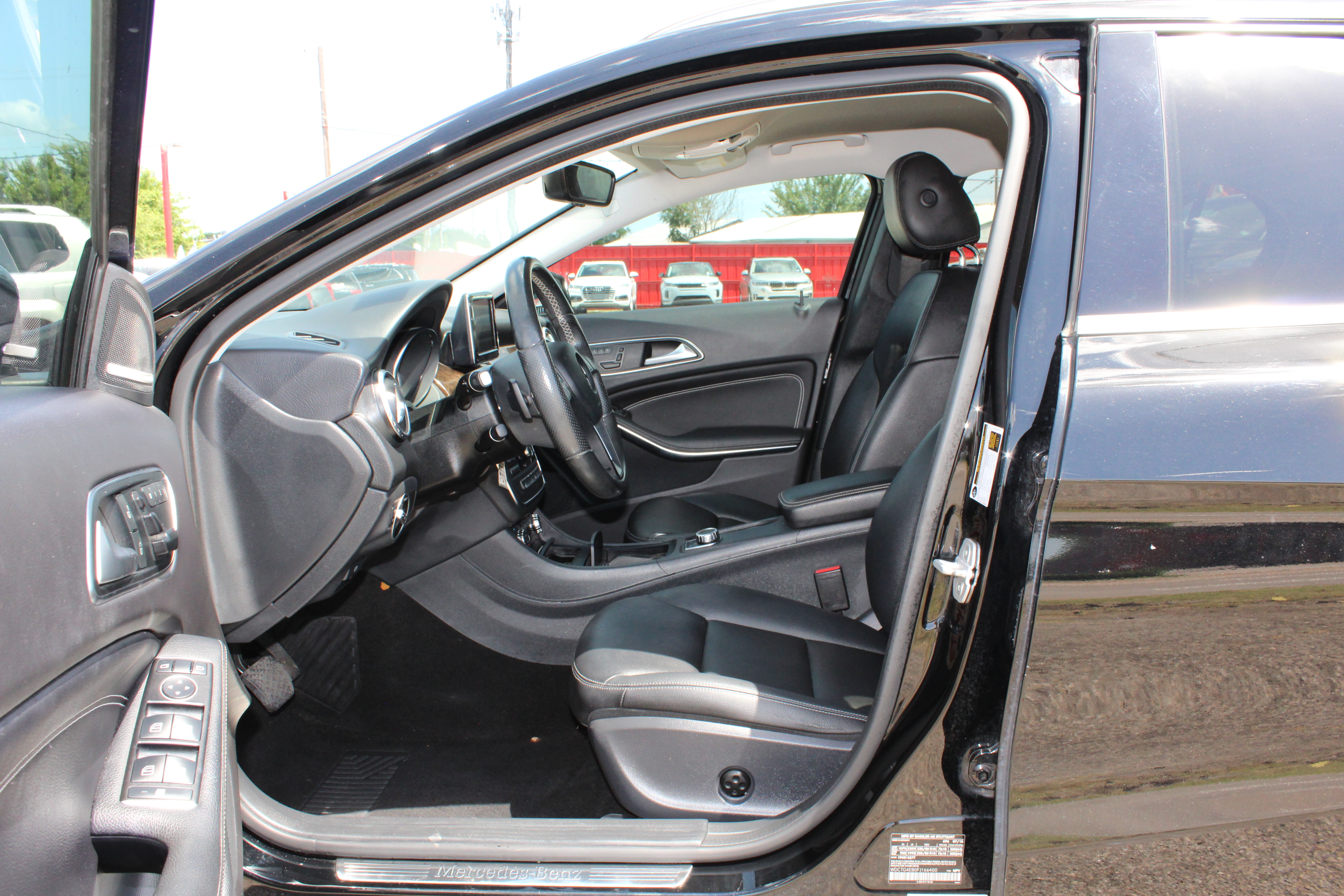 2015 Mercedes-Benz GLA 250 FWD 4dr GLA 250 - Black exterior view 11