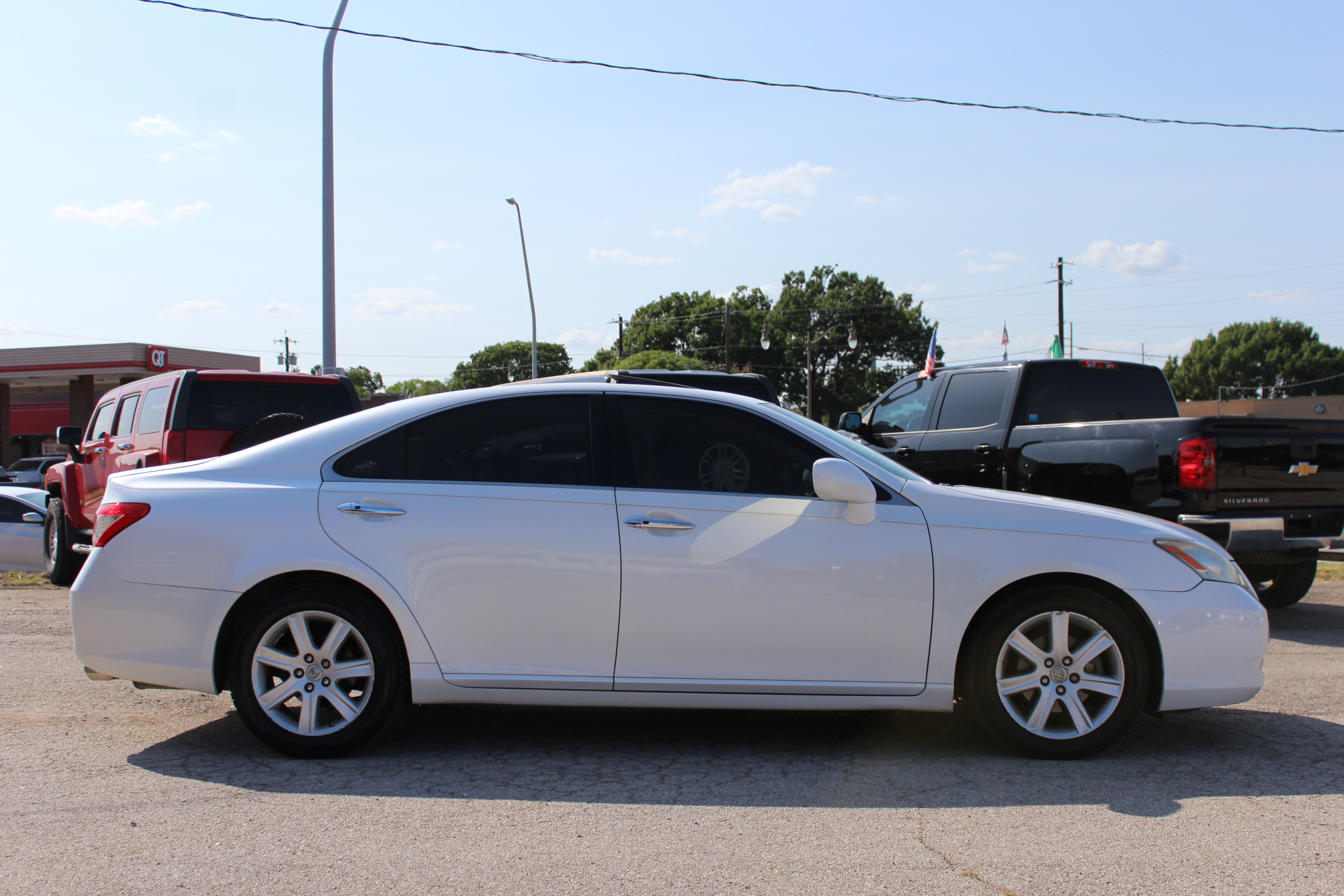 2007 Lexus ES 350 4dr Sdn - White exterior view 10