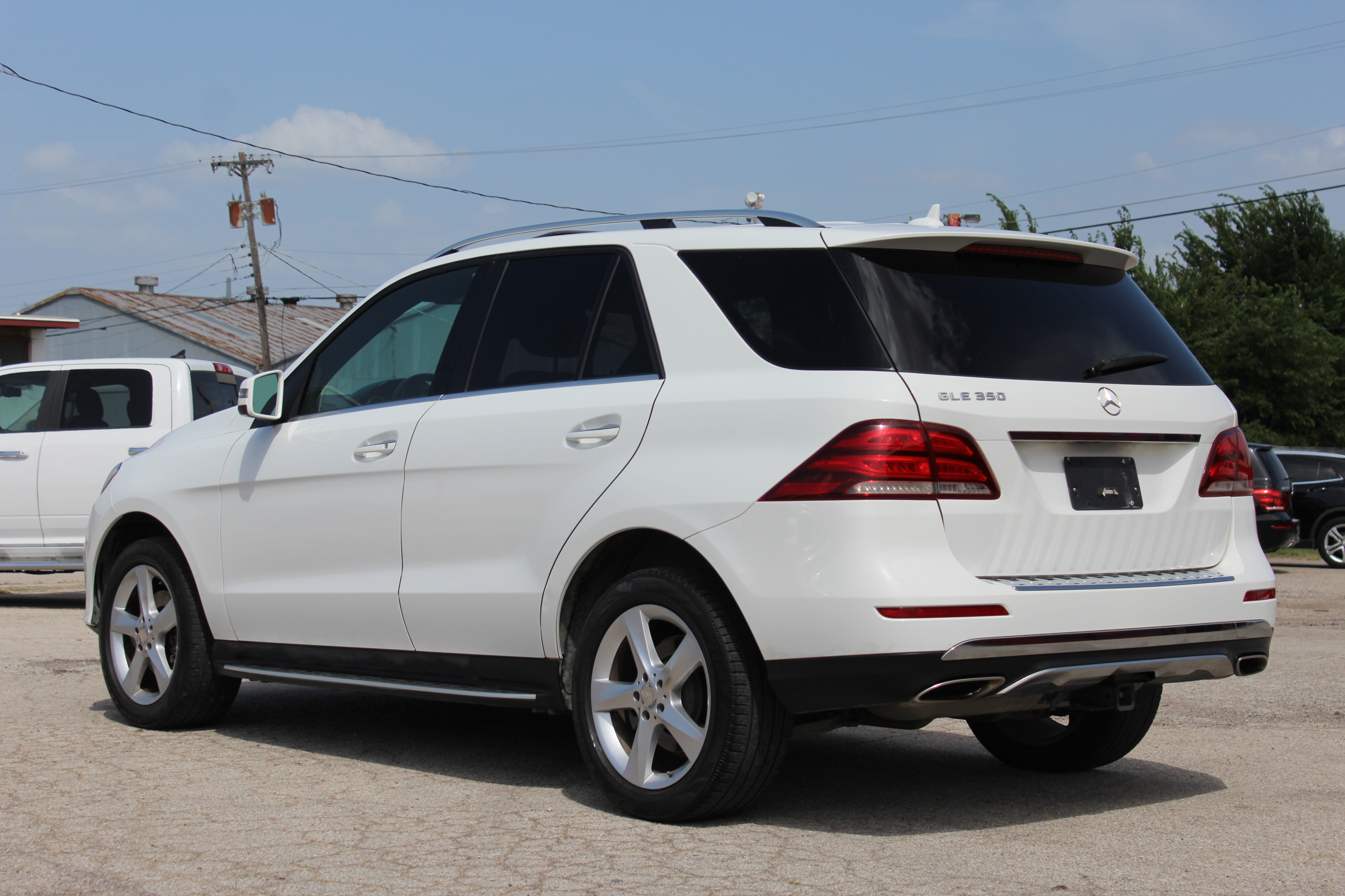 2017 Mercedes-Benz GLE 350 GLE 350 SUV - White exterior view 7
