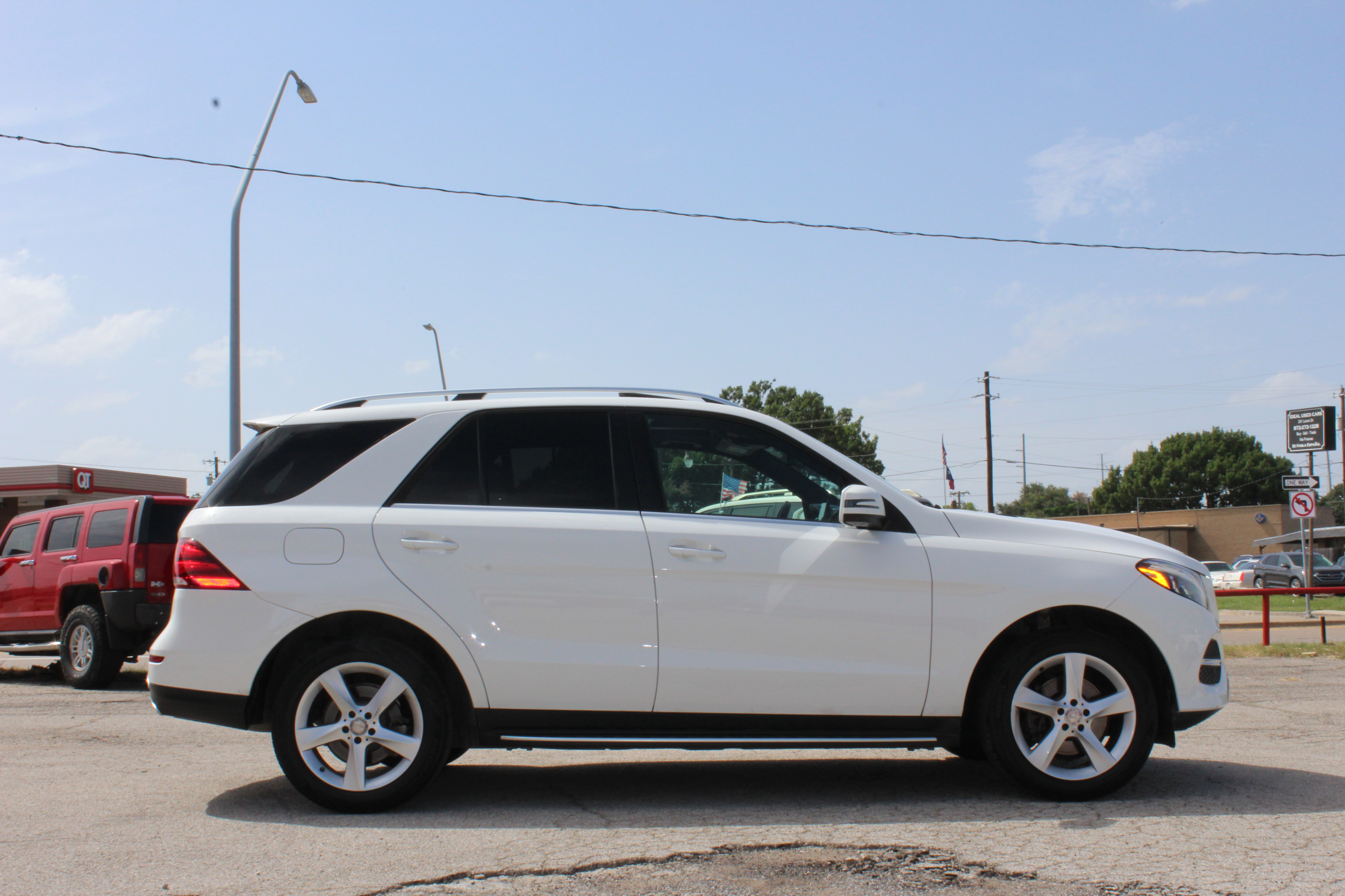 2017 Mercedes-Benz GLE 350 GLE 350 SUV - White exterior view 10