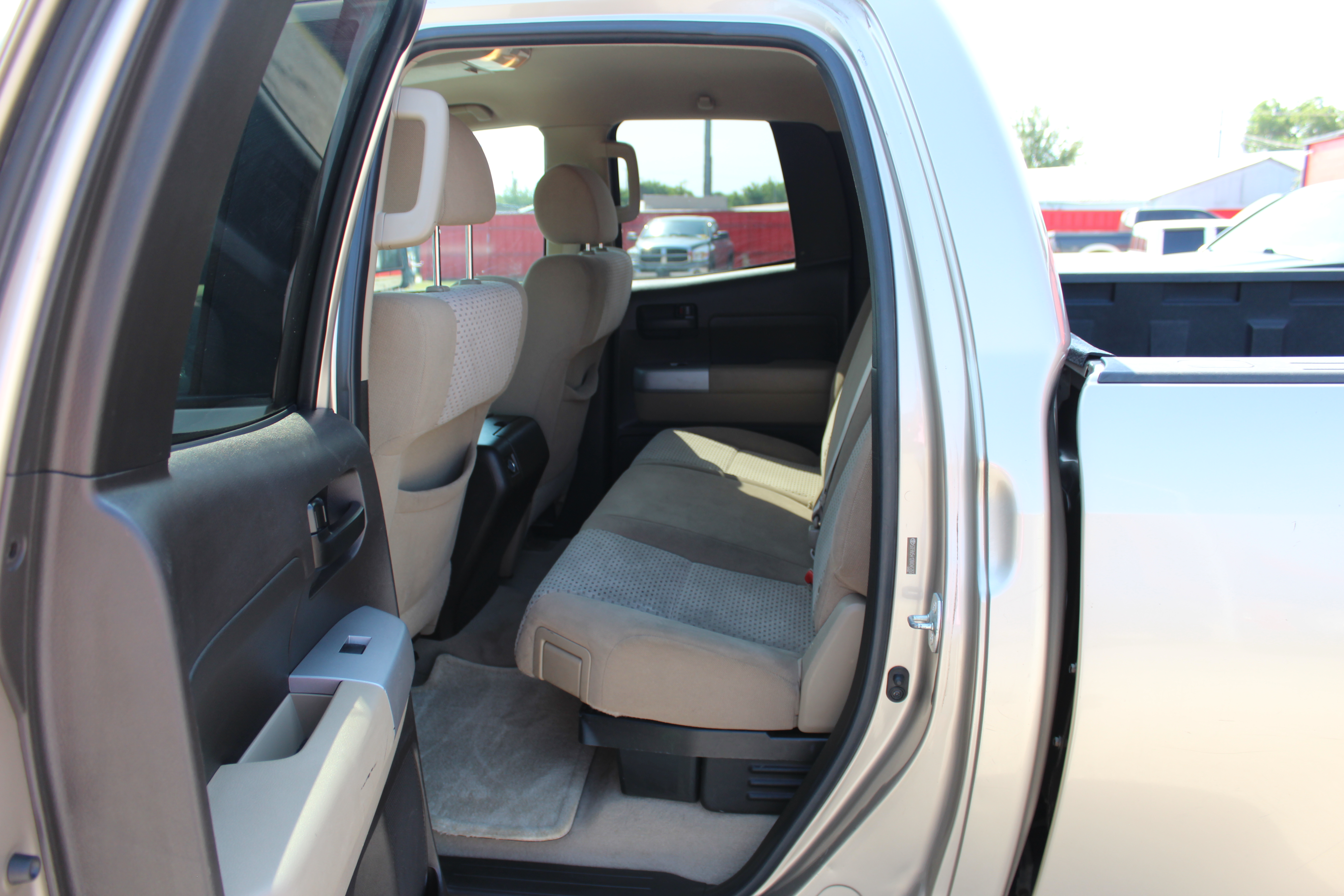 2008 Toyota Tundra Dbl 5.7L V8 6-Spd AT (Natl) - Gold exterior view 19