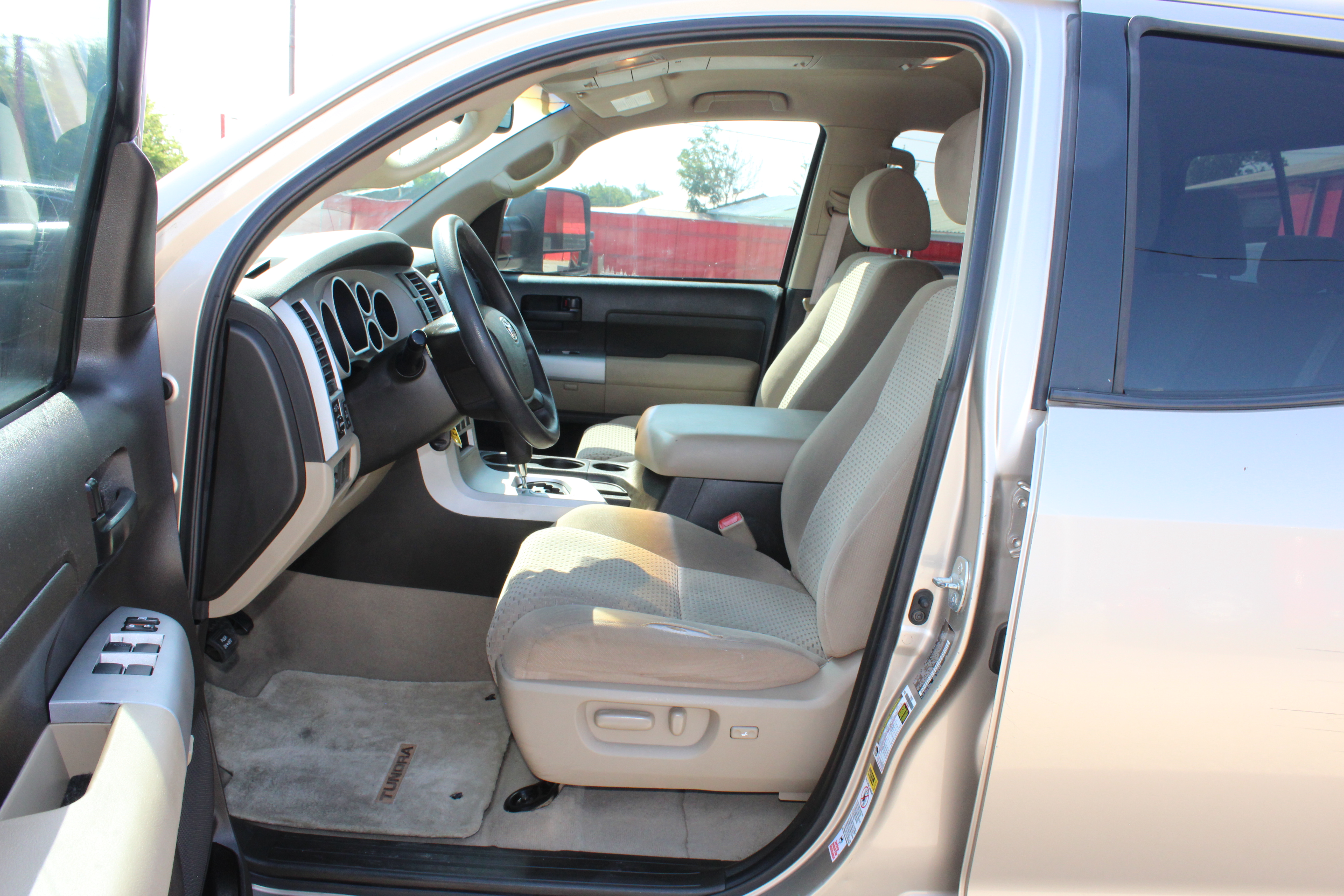 2008 Toyota Tundra Dbl 5.7L V8 6-Spd AT (Natl) - Gold exterior view 13