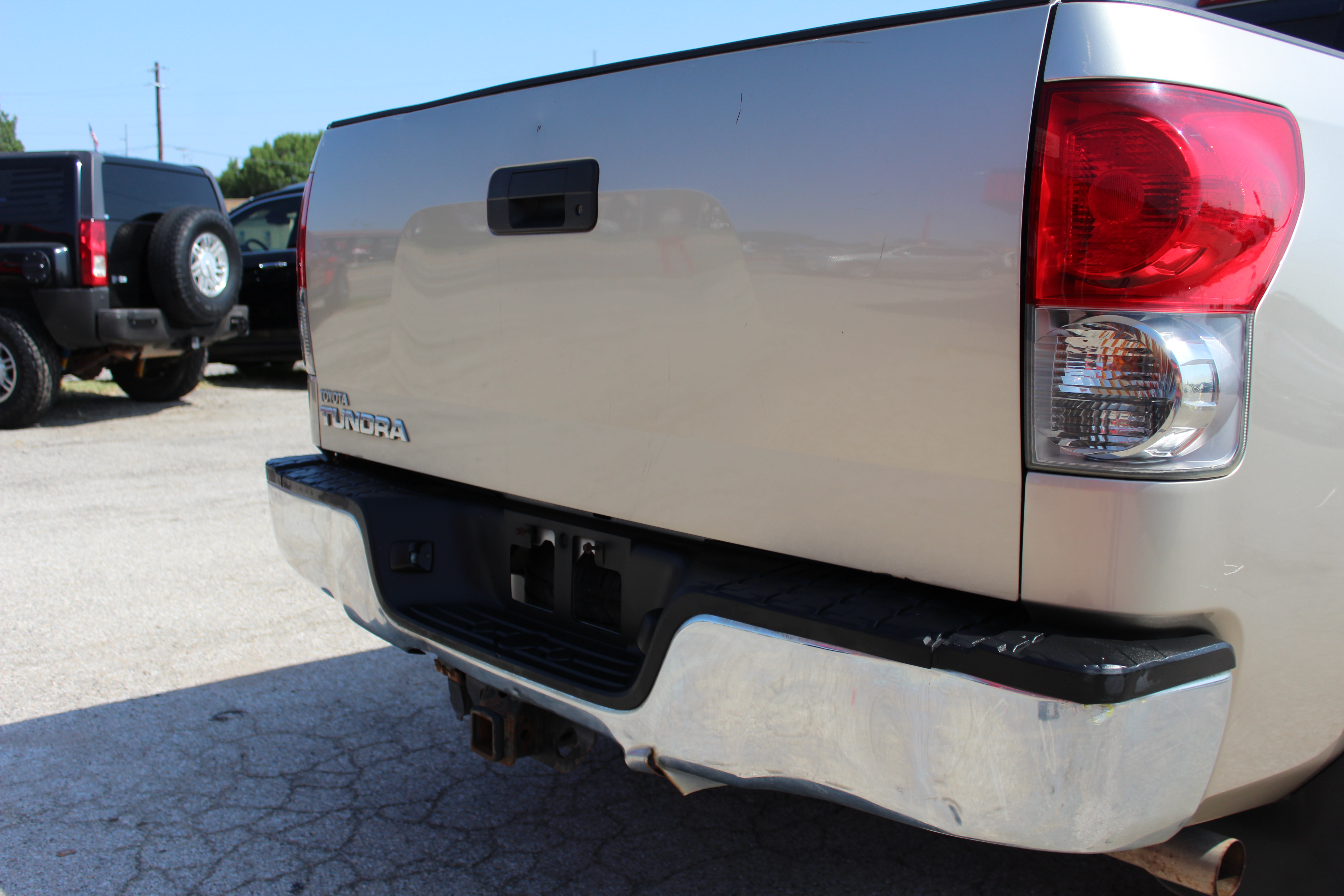 2008 Toyota Tundra Dbl 5.7L V8 6-Spd AT (Natl) - Gold exterior view 11