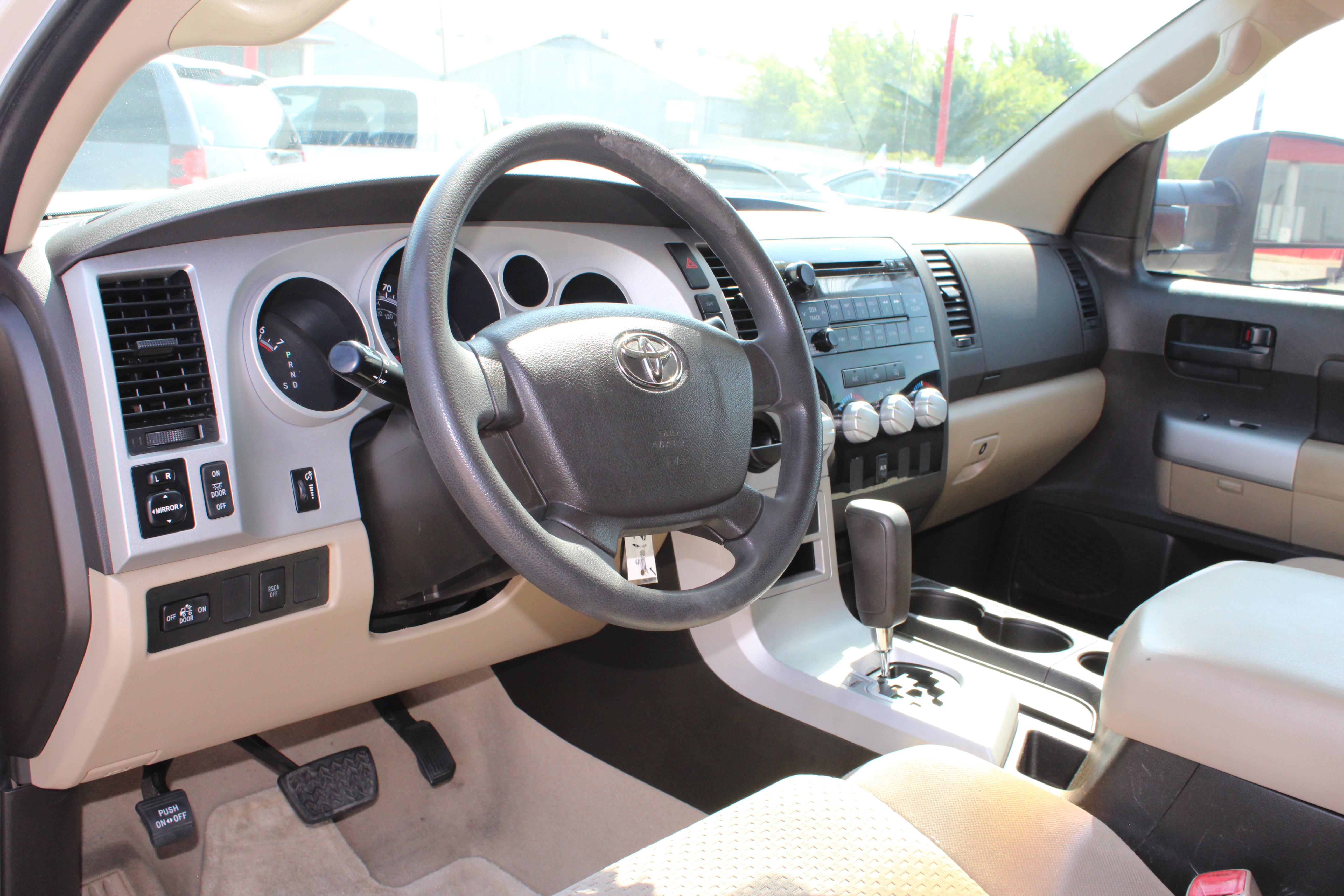 2008 Toyota Tundra Dbl 5.7L V8 6-Spd AT (Natl) - Gold exterior view 15