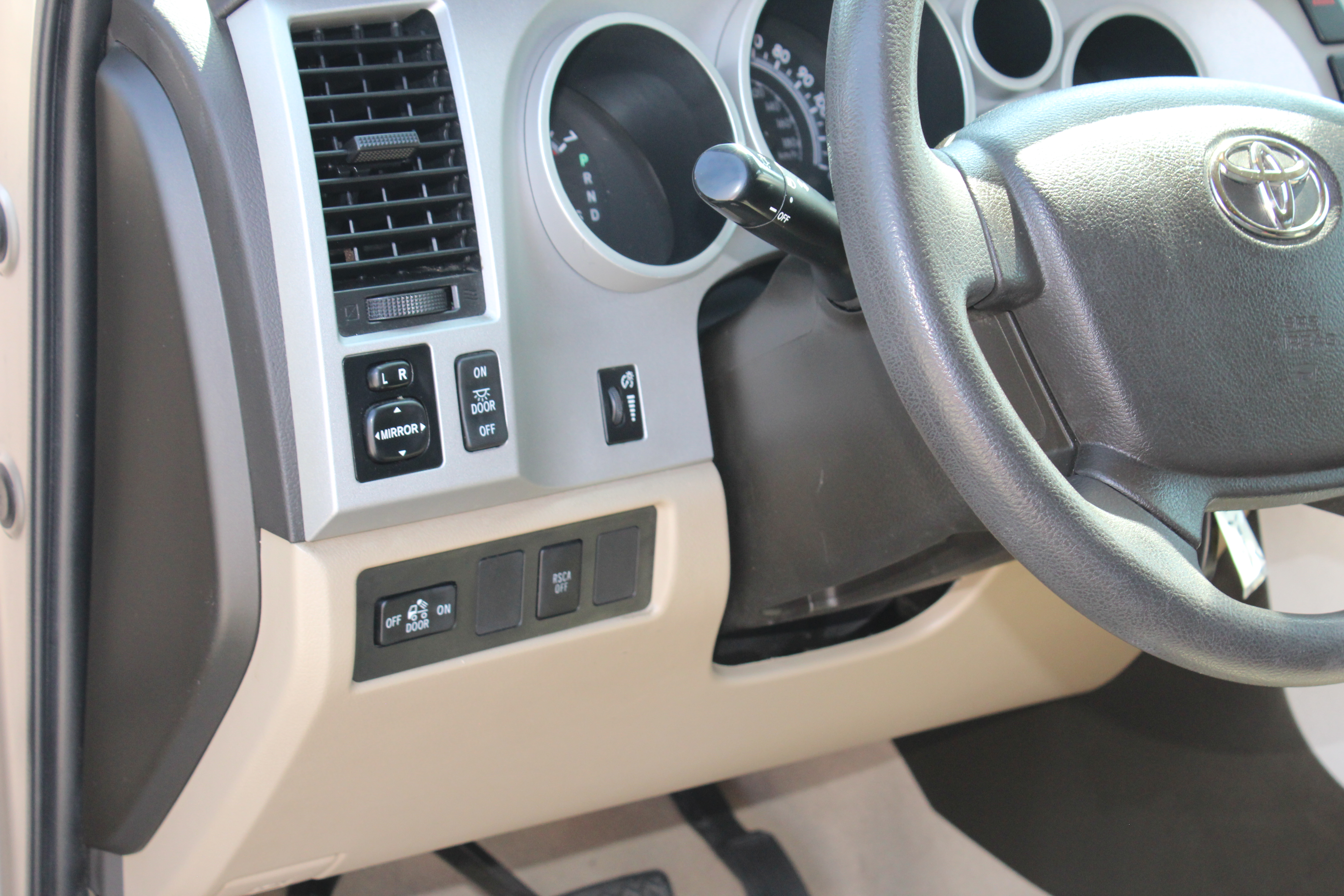 2008 Toyota Tundra Dbl 5.7L V8 6-Spd AT (Natl) - Gold exterior view 16