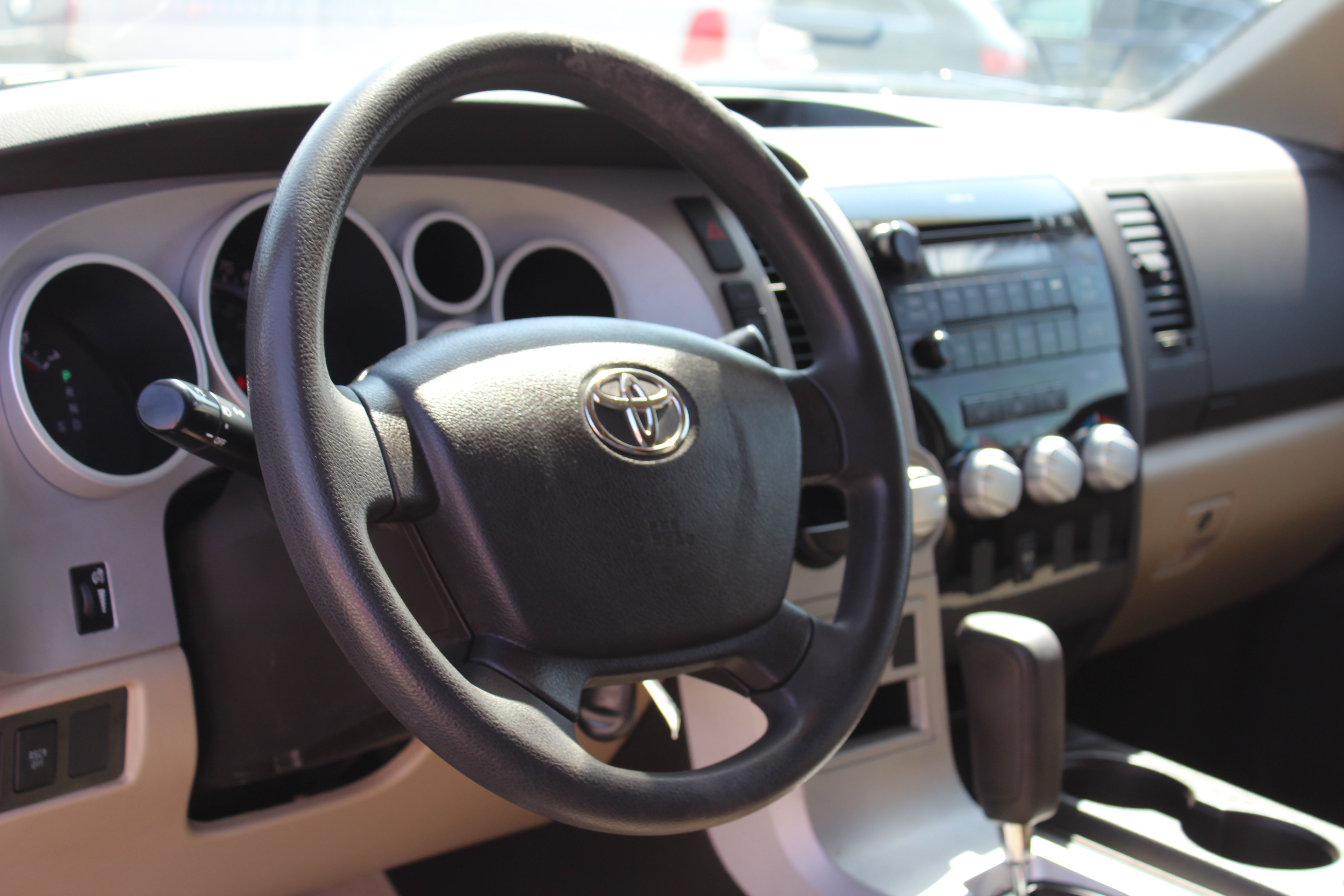 2008 Toyota Tundra Dbl 5.7L V8 6-Spd AT (Natl) - Gold exterior view 17