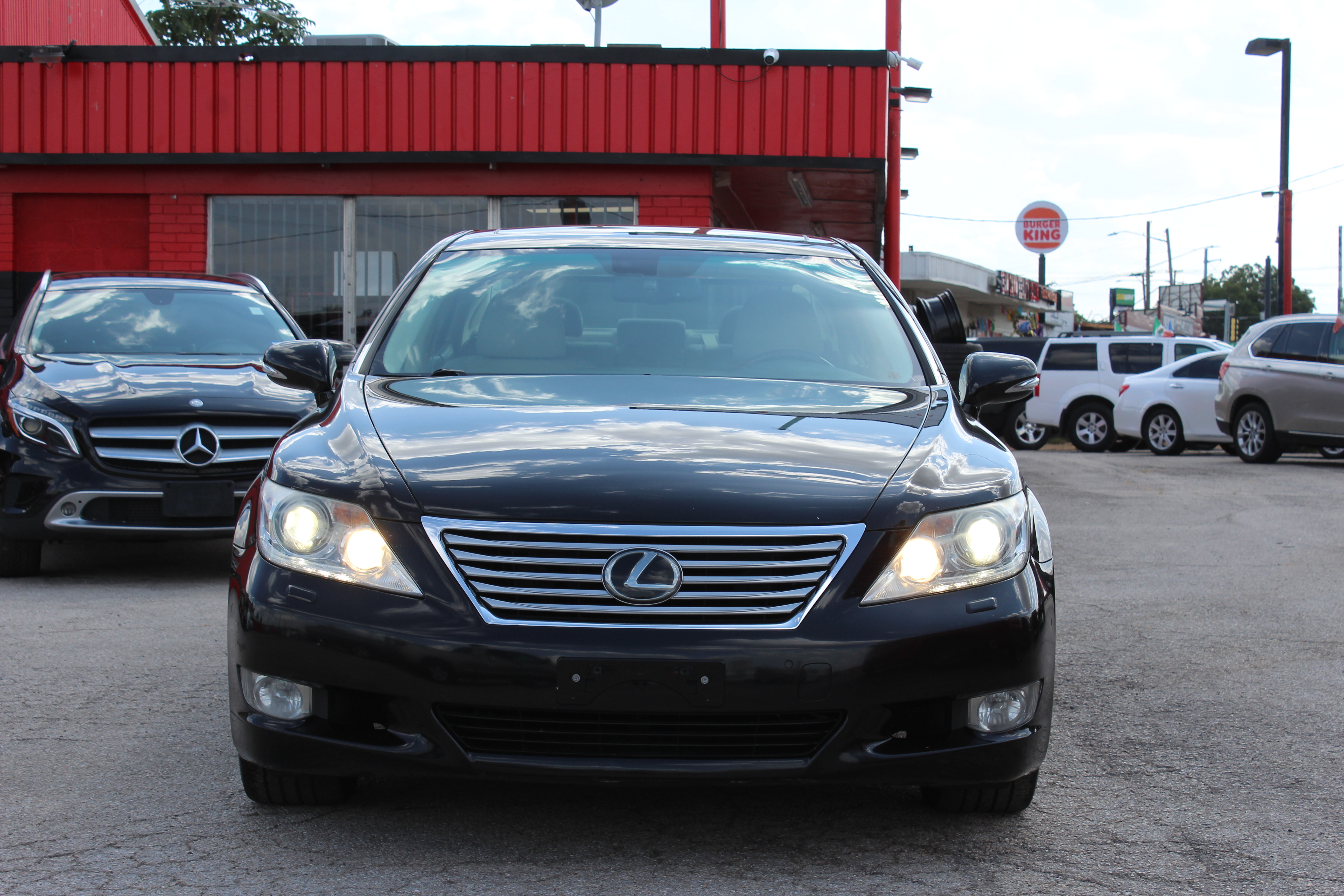 2010 Lexus LS 460 4dr Sdn L RWD - Black exterior view 3