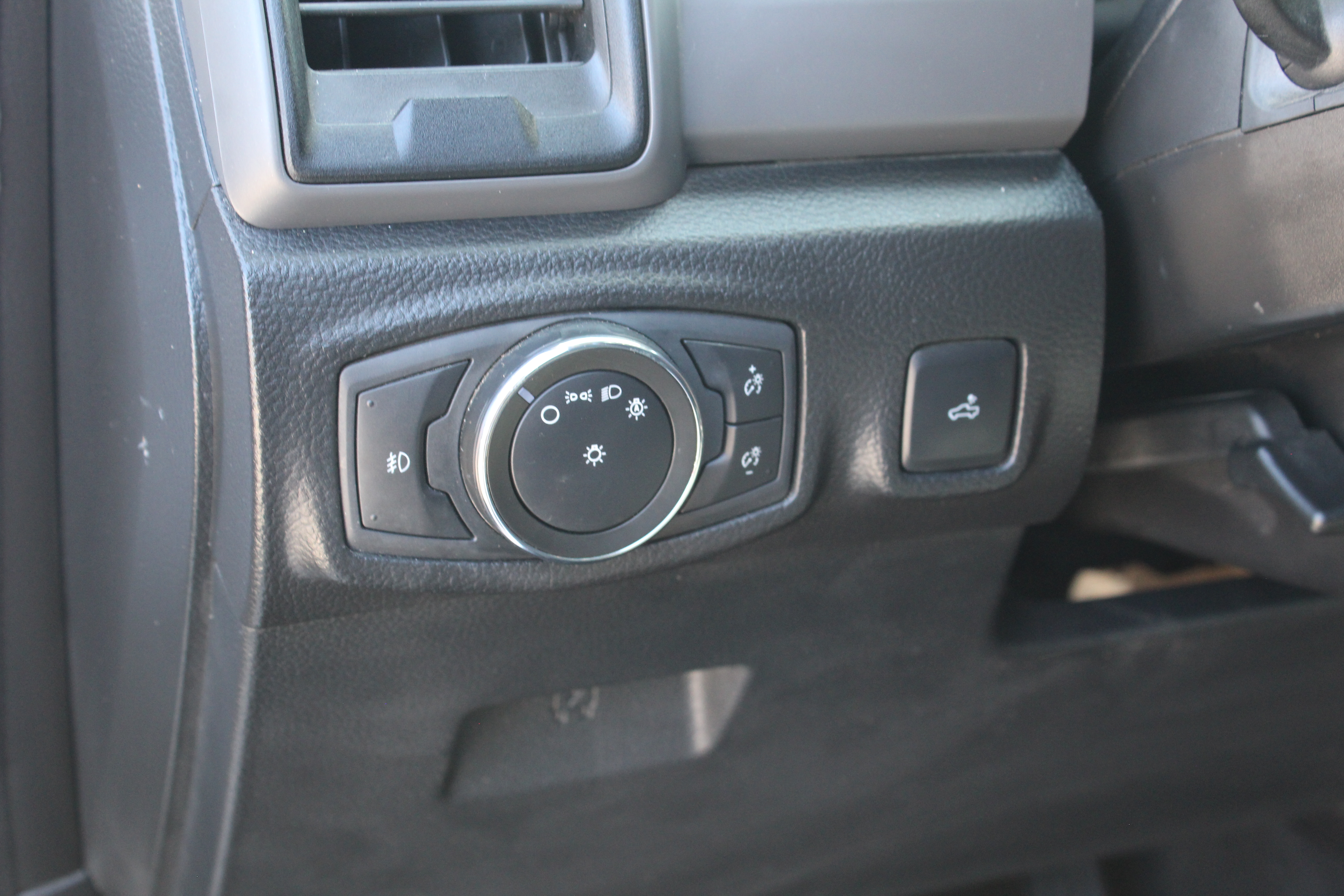 2021 Ford Ranger XL 2WD SuperCab 6 Box - White exterior view 19