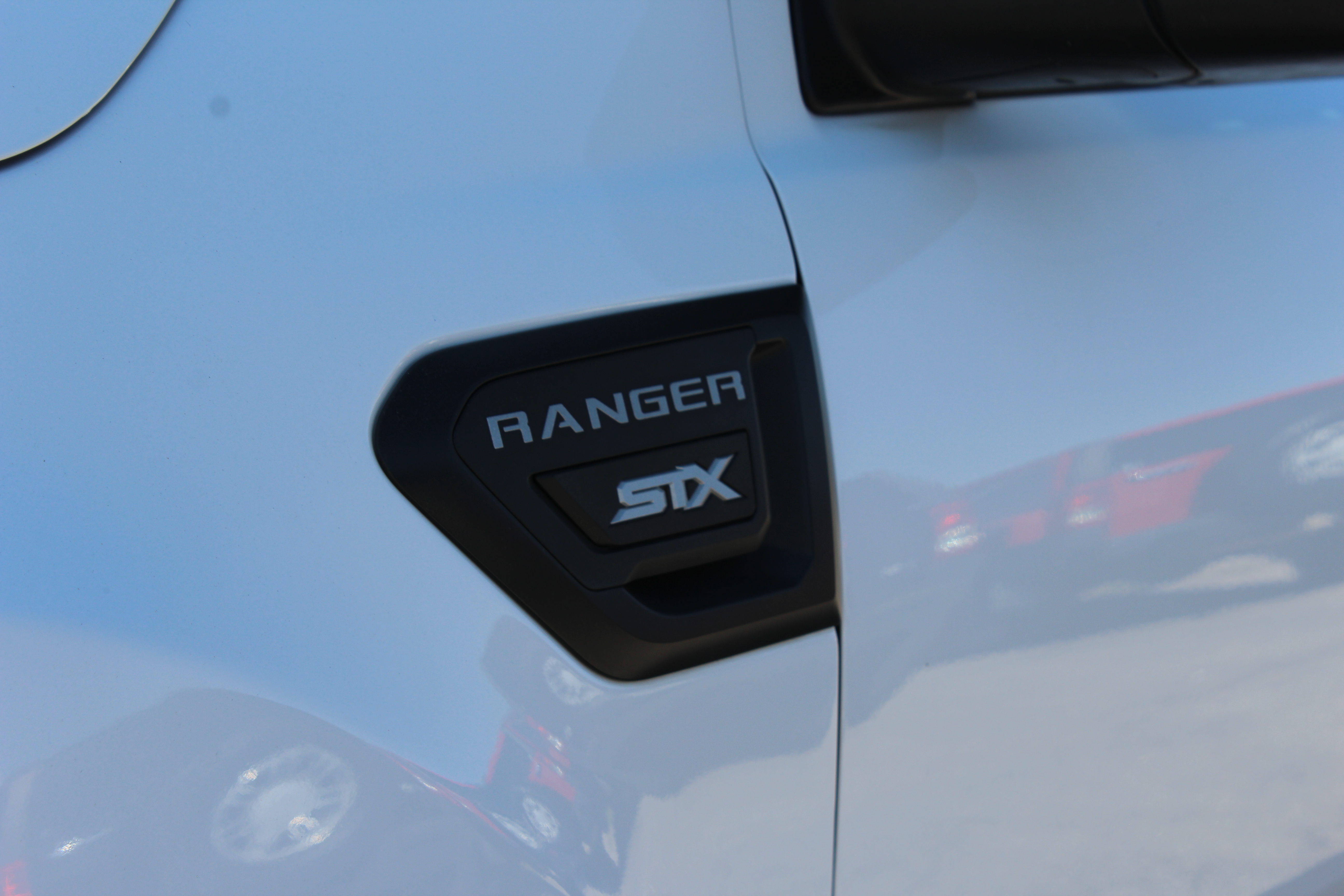 2021 Ford Ranger XL 2WD SuperCab 6 Box - White exterior view 4